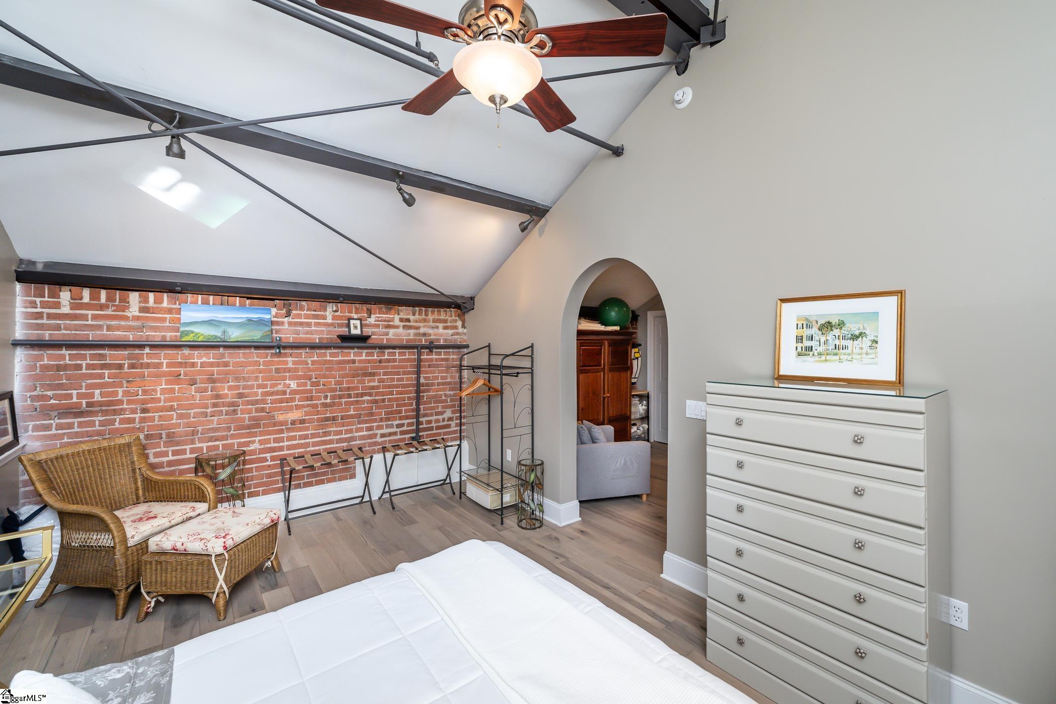 100 W Court Street UNIT Unit 3L and 3M Greenville, SC 29601