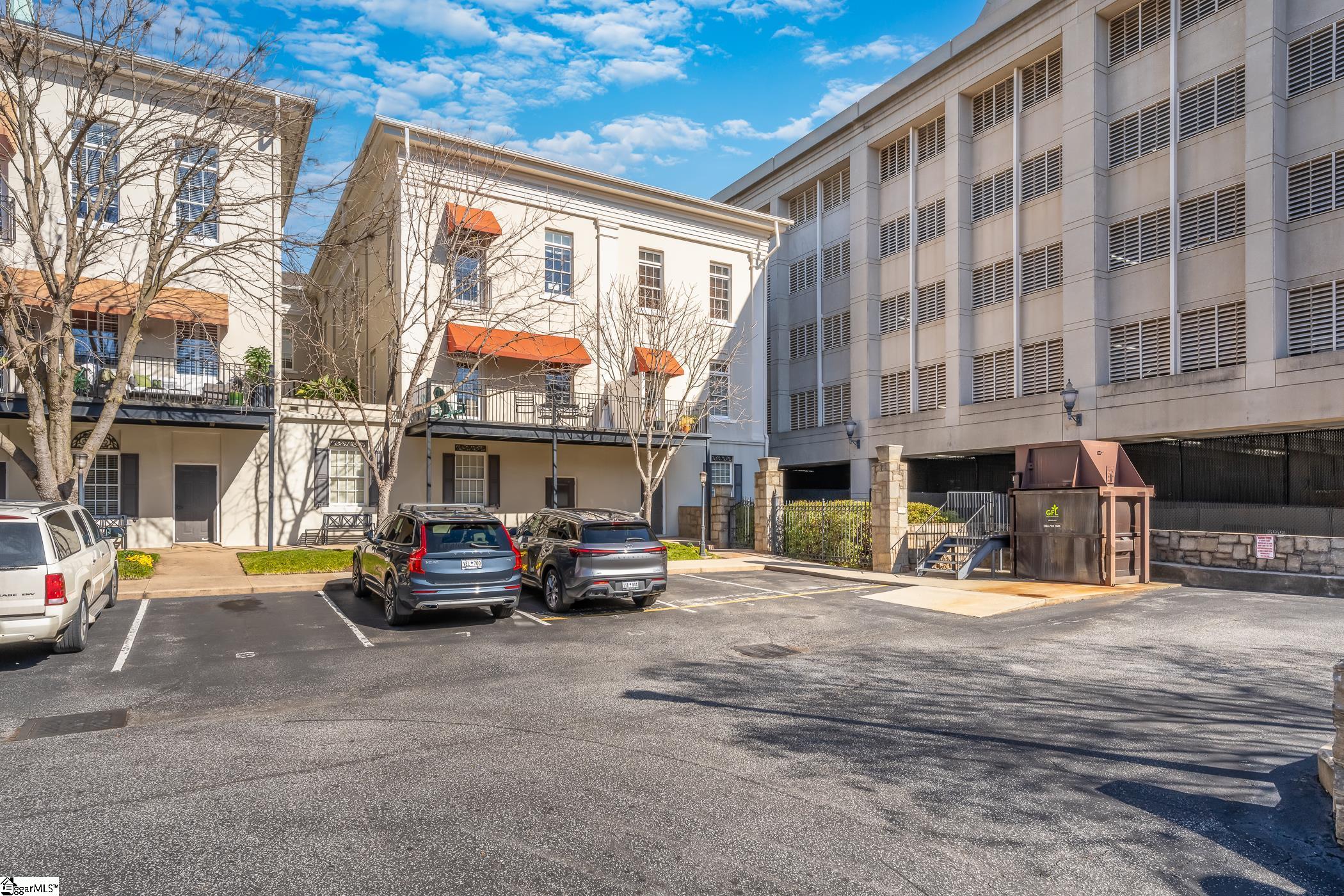 100 W Court Street UNIT Unit 3L and 3M Greenville, SC 29601