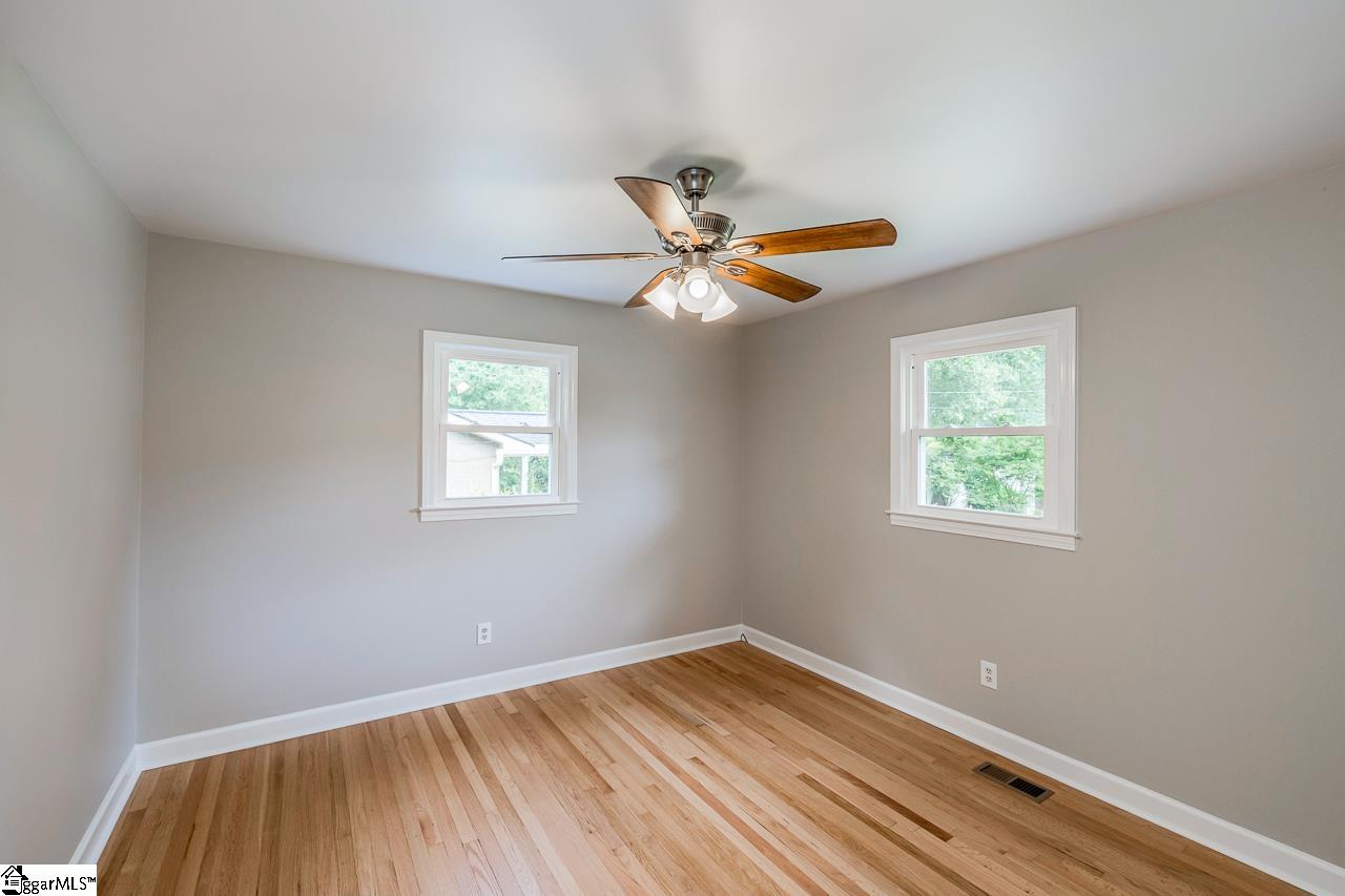 109 Edgewood Drive Greenville, SC 29605