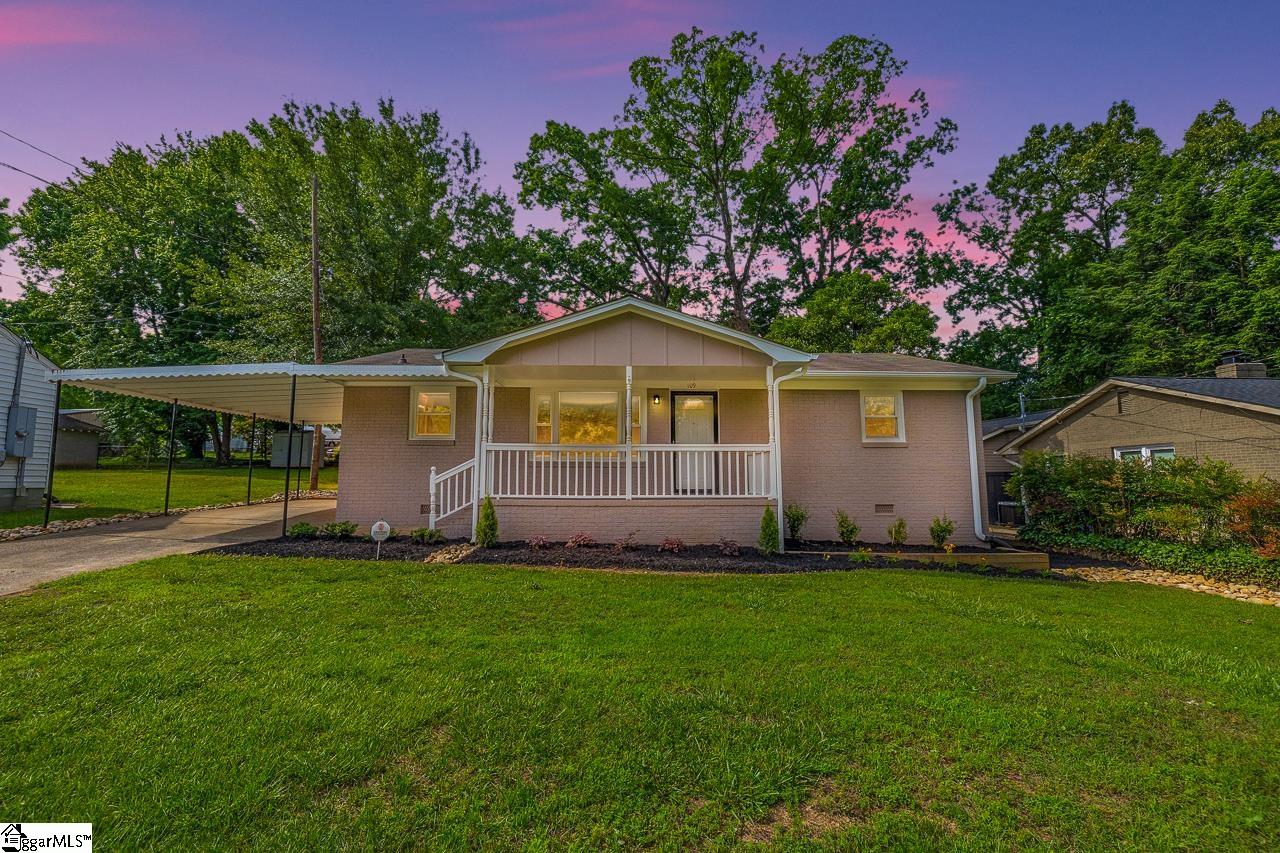 109 Edgewood Drive Greenville, SC 29605