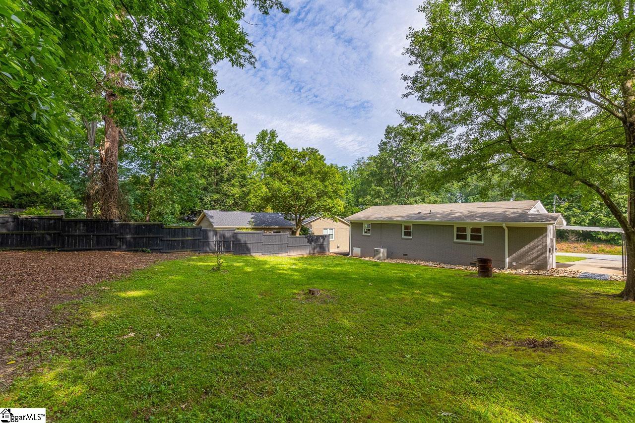 109 Edgewood Drive Greenville, SC 29605