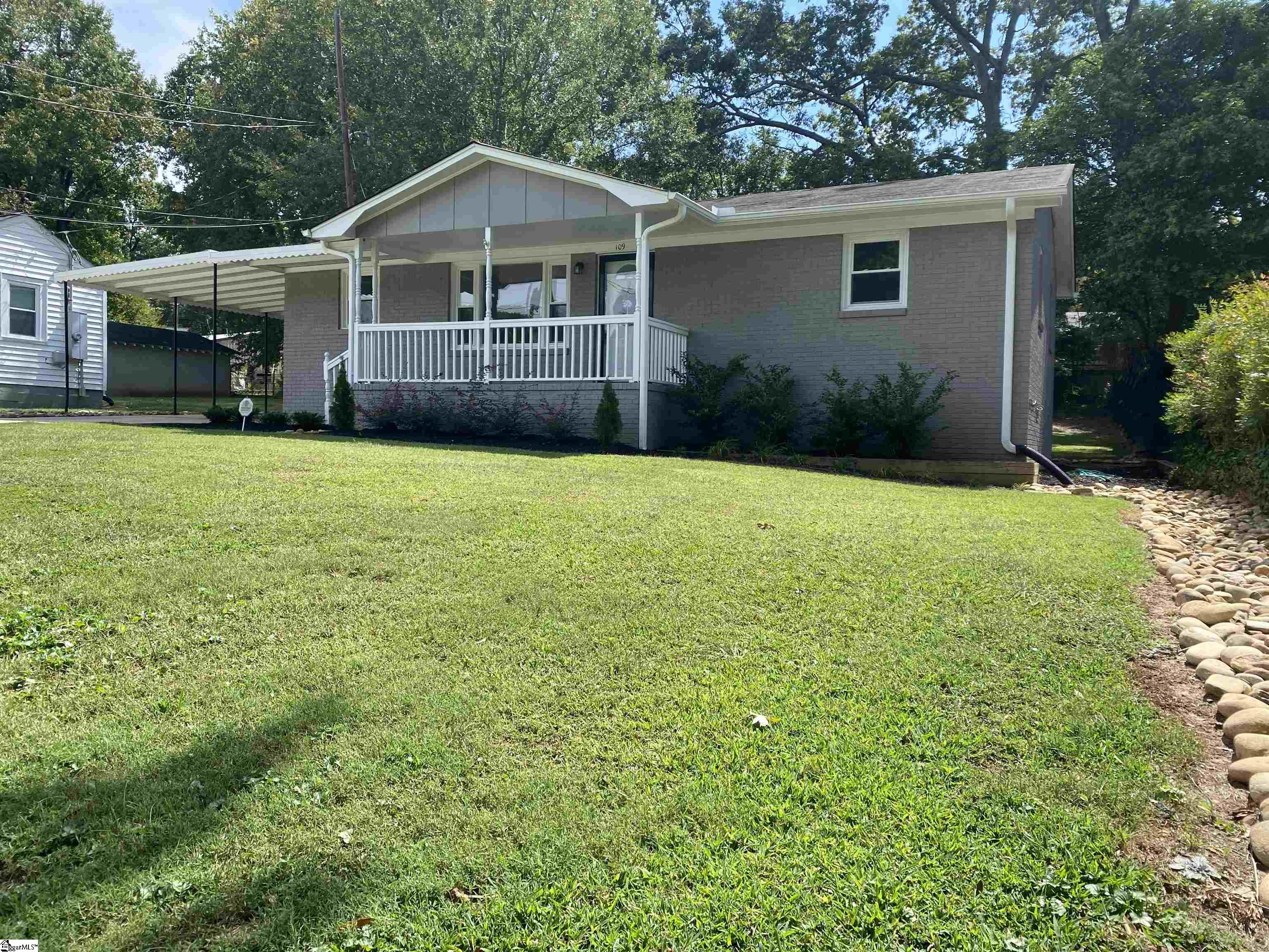 109 Edgewood Drive Greenville, SC 29605