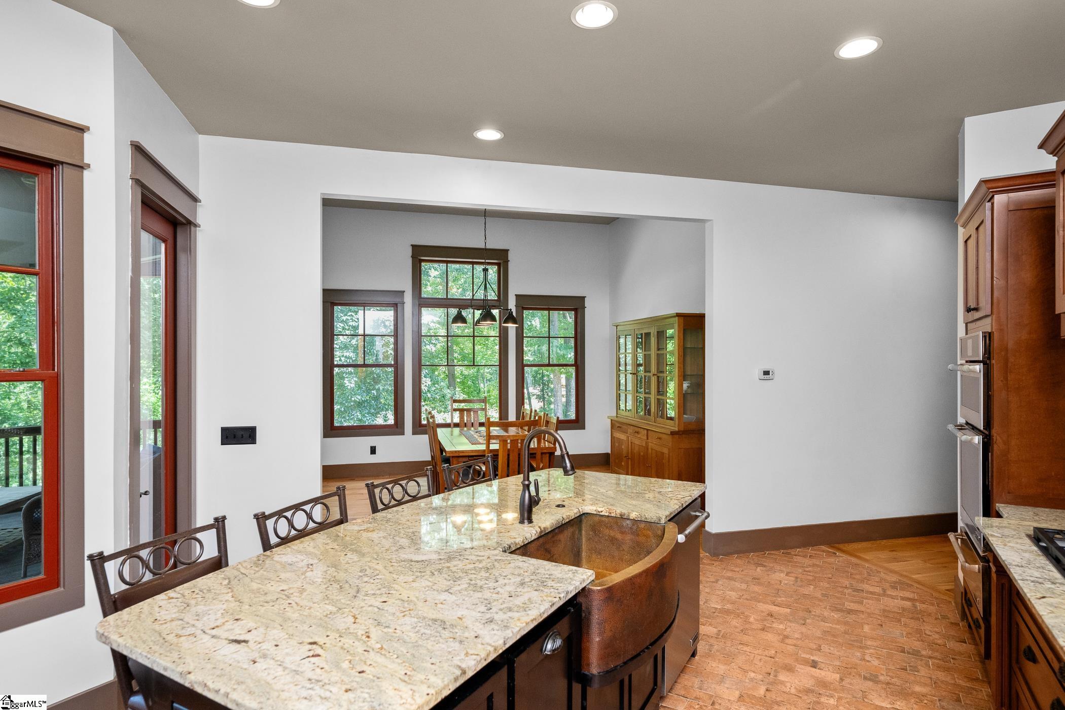 134 Ellenburg Creek Road Sunset, SC 29685