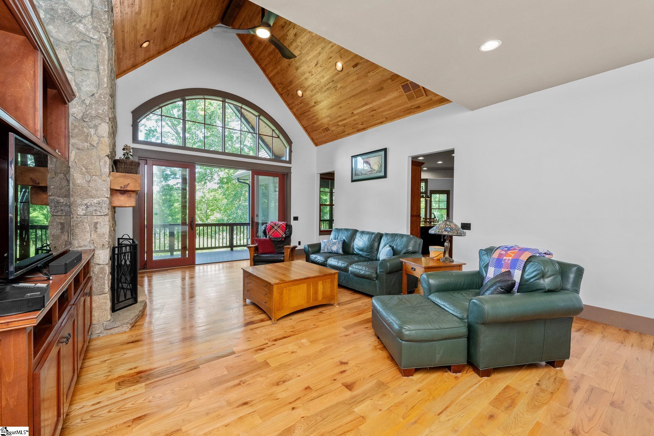 134 Ellenburg Creek Road Sunset, SC 29685