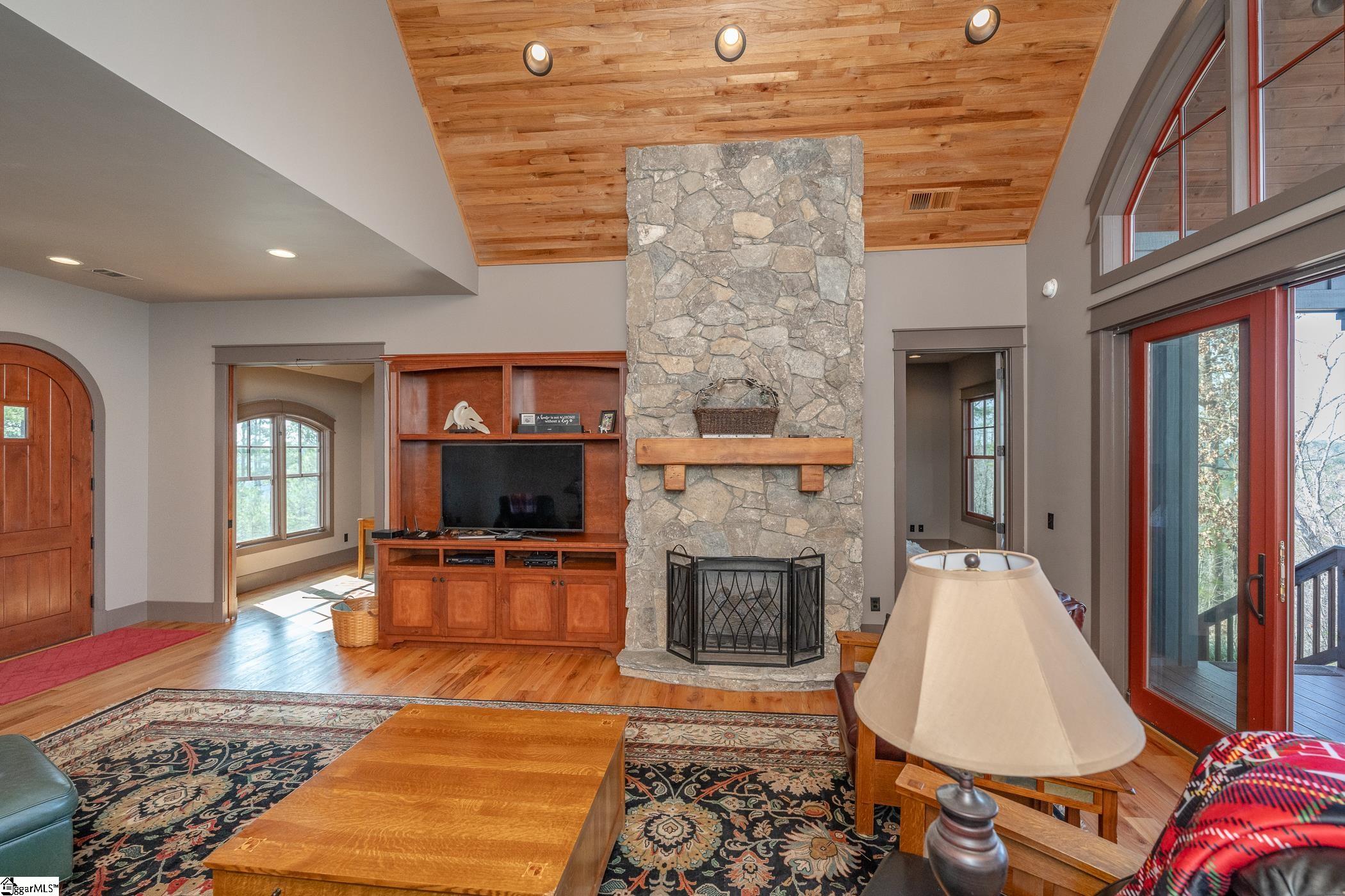 134 Ellenburg Creek Road Sunset, SC 29685