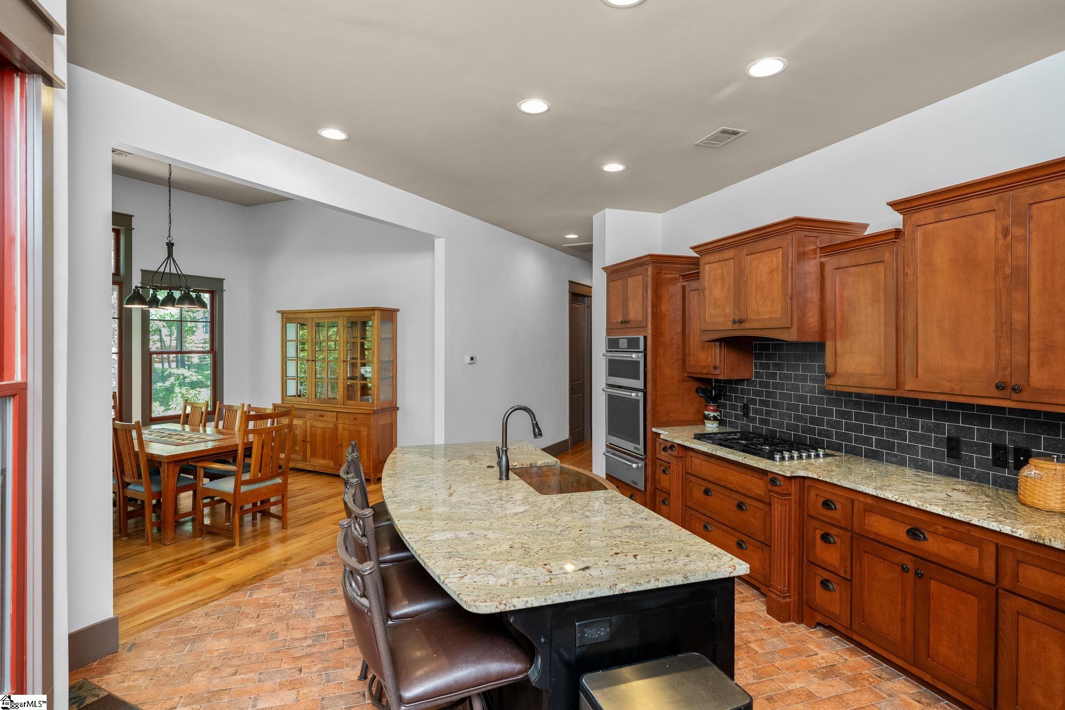 134 Ellenburg Creek Road Sunset, SC 29685