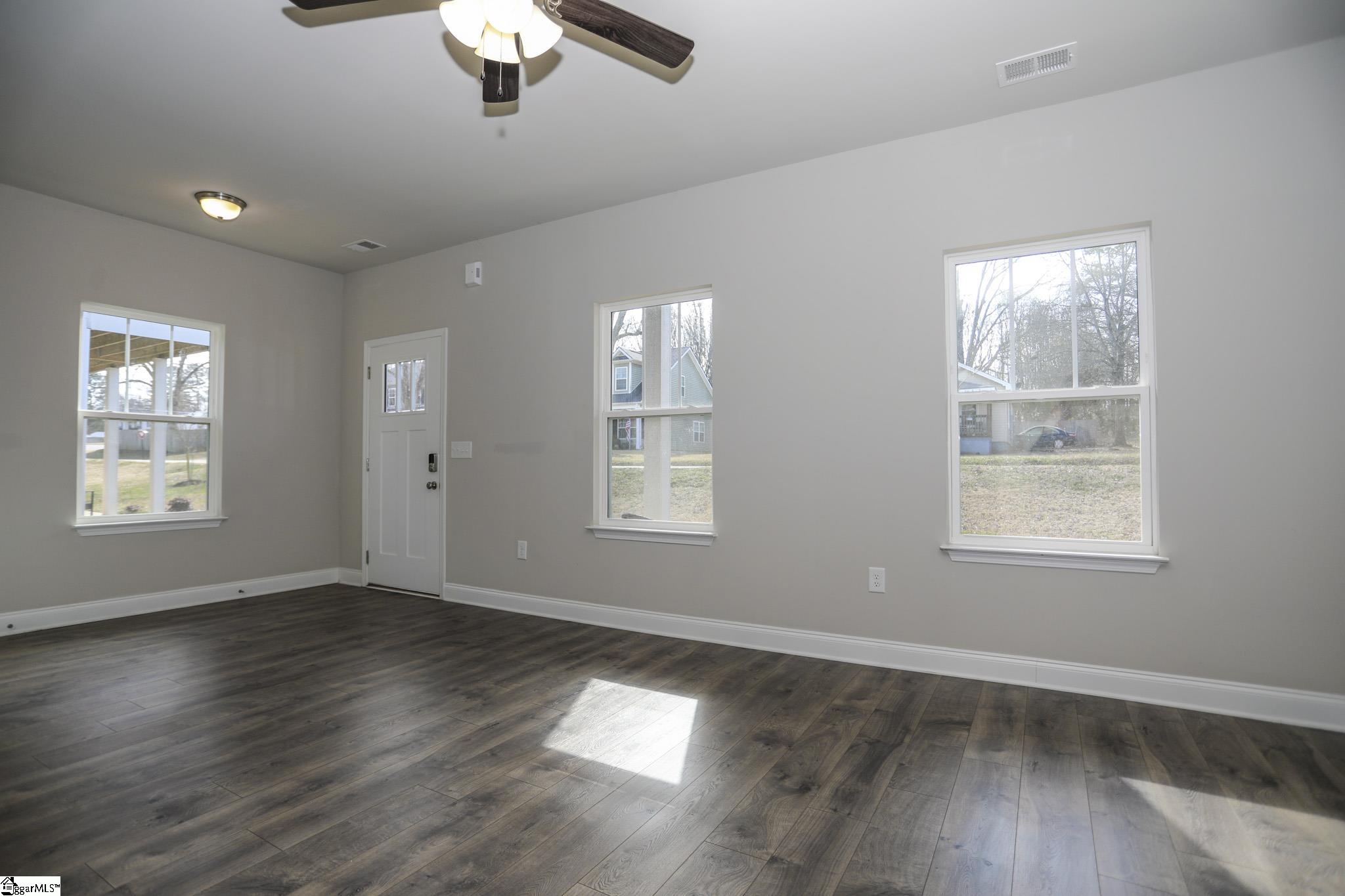 412 Grant Street Easley, SC 29640