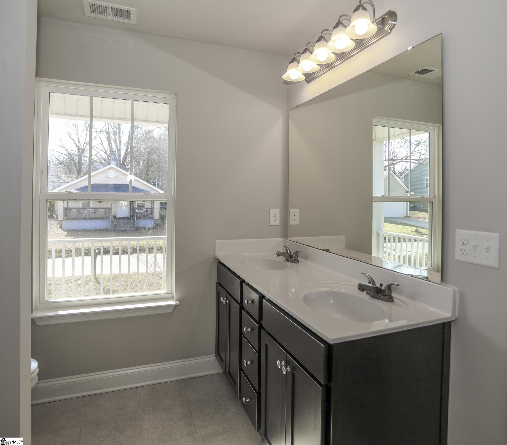 412 Grant Street Easley, SC 29640