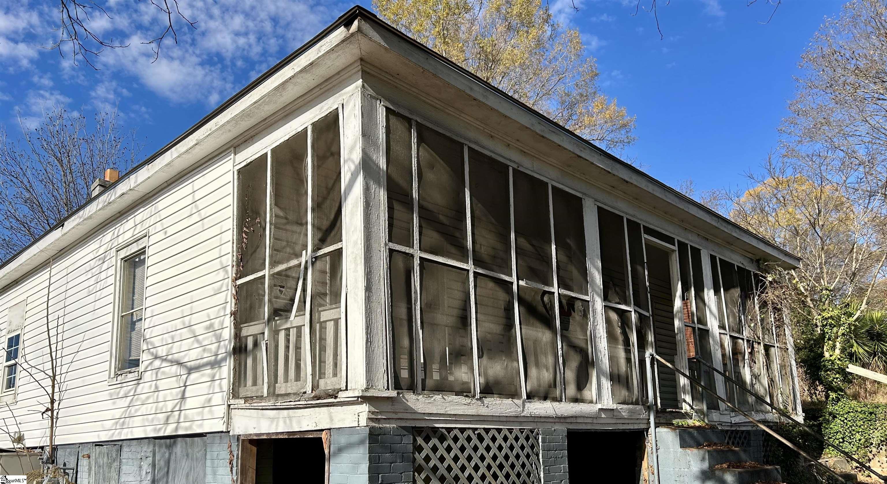 710 S Logan Street Gaffney, SC 29341