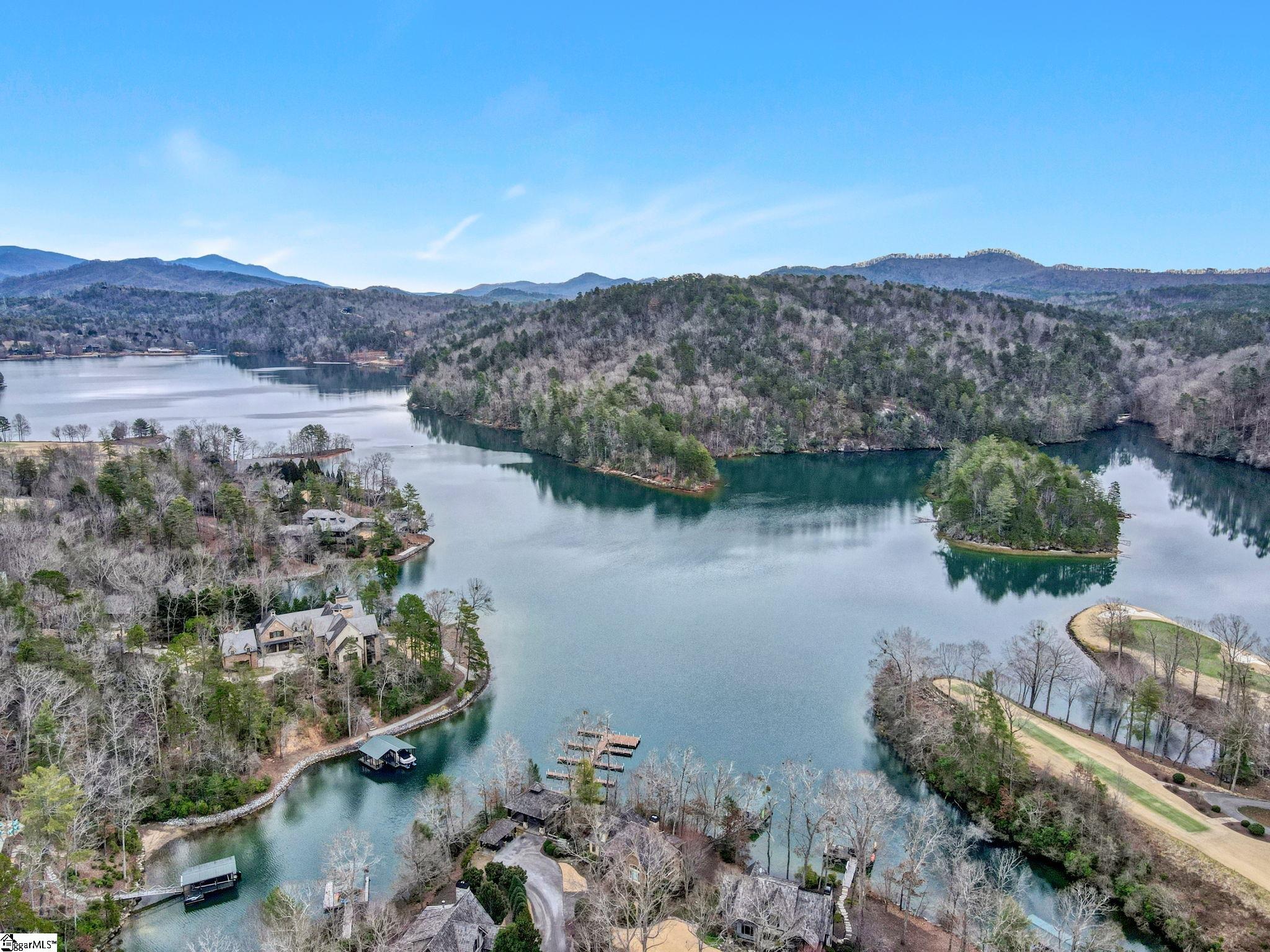 109 Wake Robin Drive Sunset, SC 29685