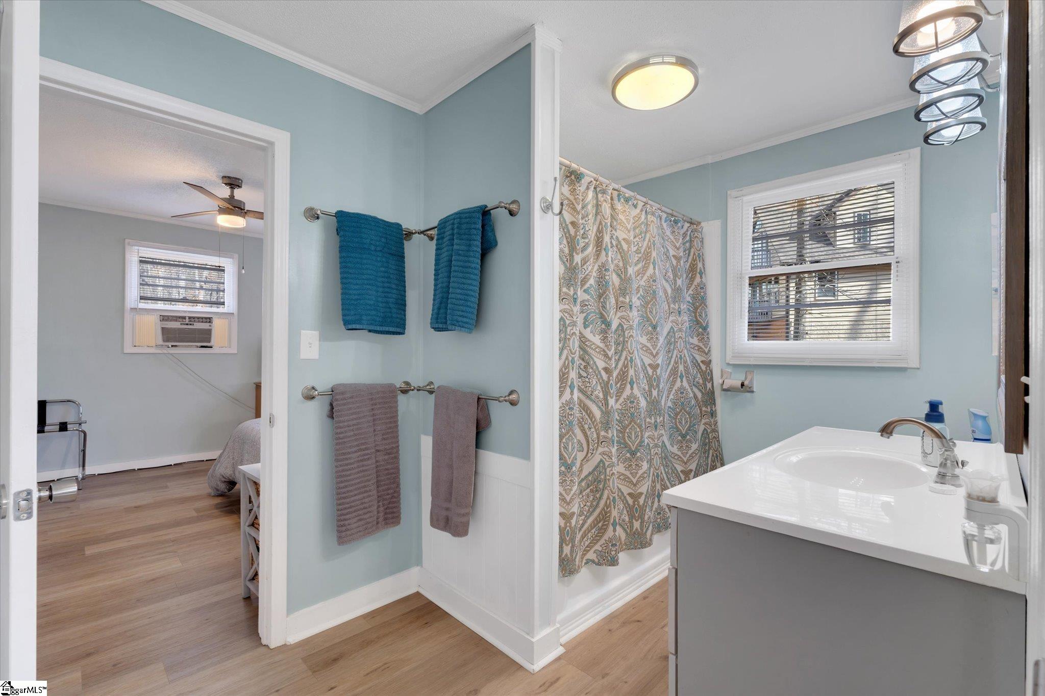 124-130 S Port Bass Drive Fair Play, SC 29643