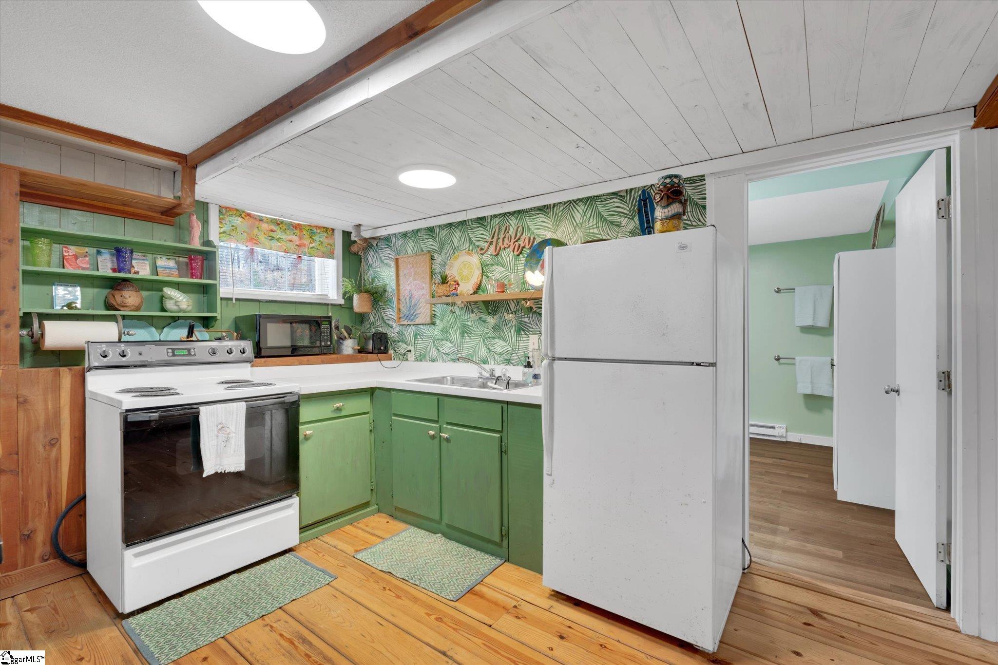 124-130 S Port Bass Drive Fair Play, SC 29643