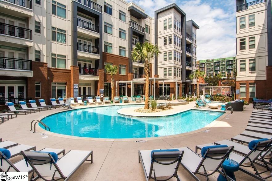 212 E Broad Street Greenville, SC 29601
