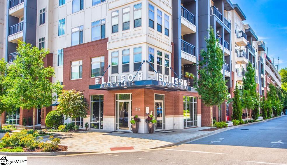 212 E Broad Street Greenville, SC 29601