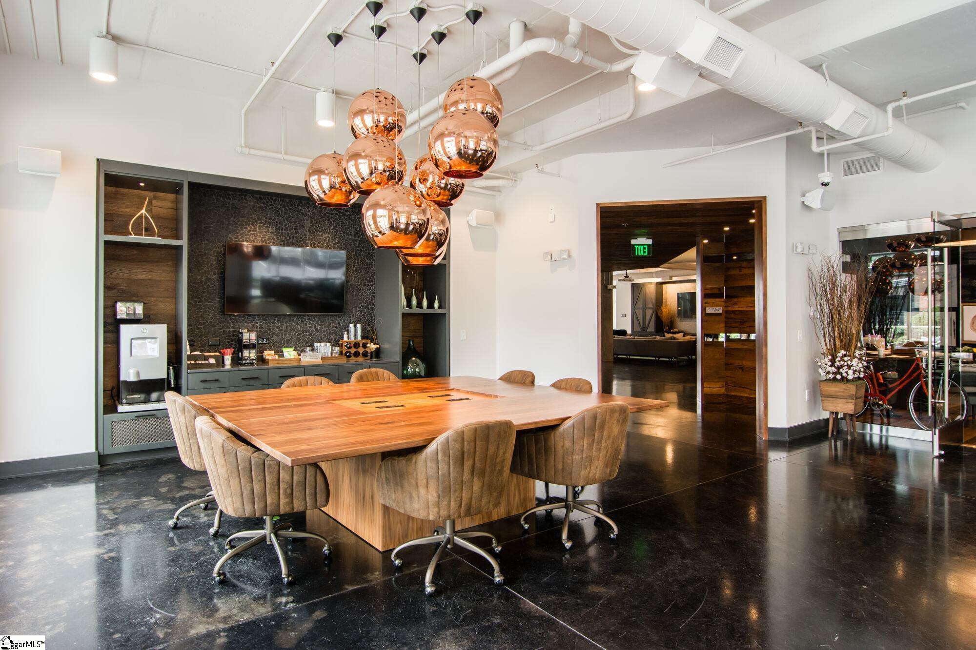 212 E Broad Street Greenville, SC 29601