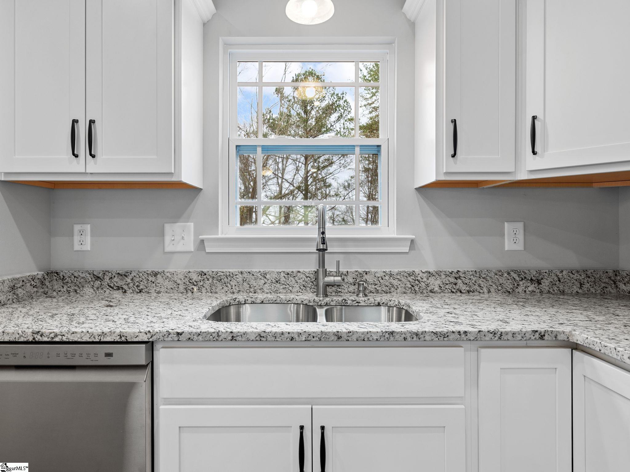 351 Little Mountain Circle Inman, SC 29349