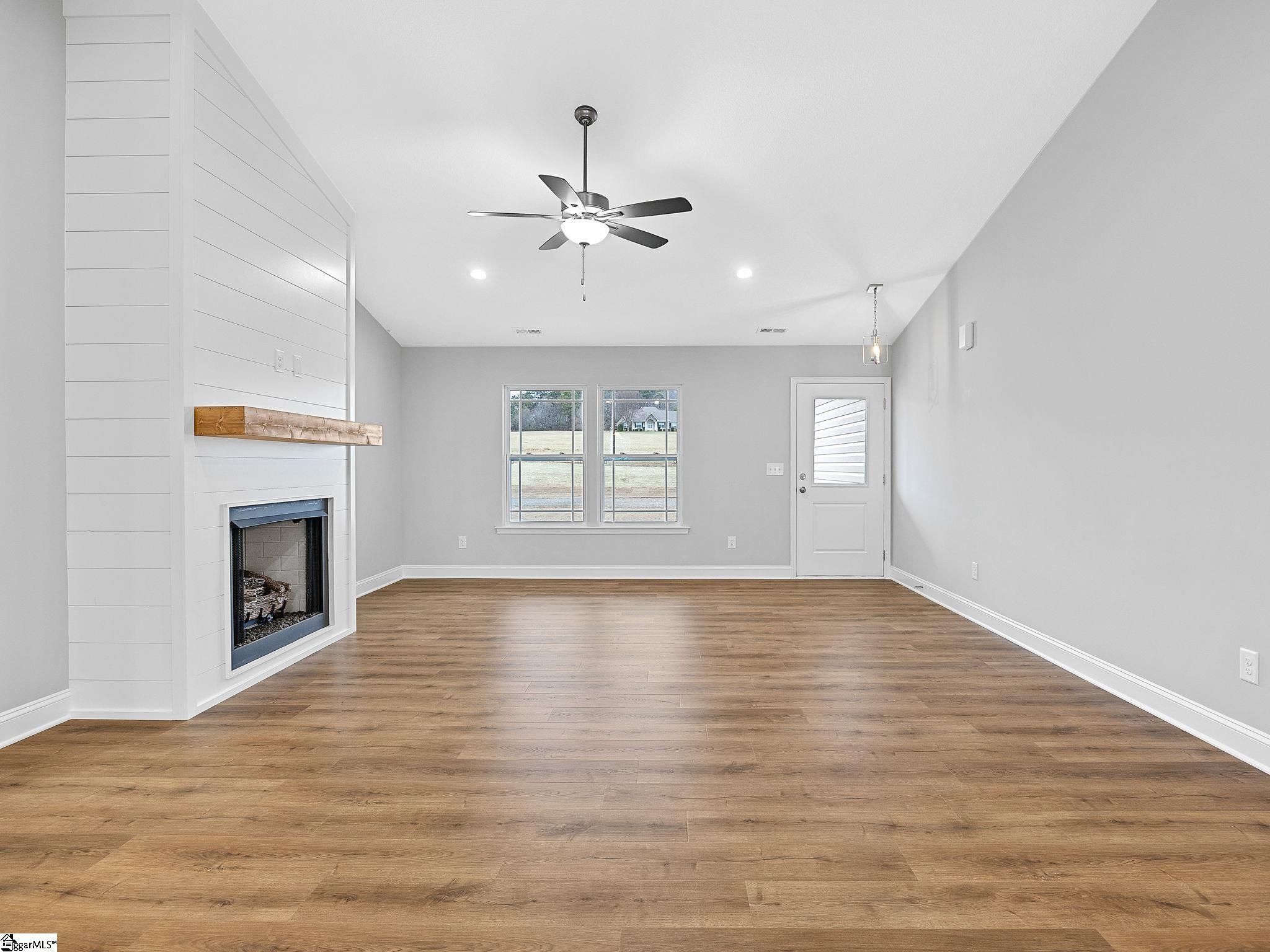 351 Little Mountain Circle Inman, SC 29349