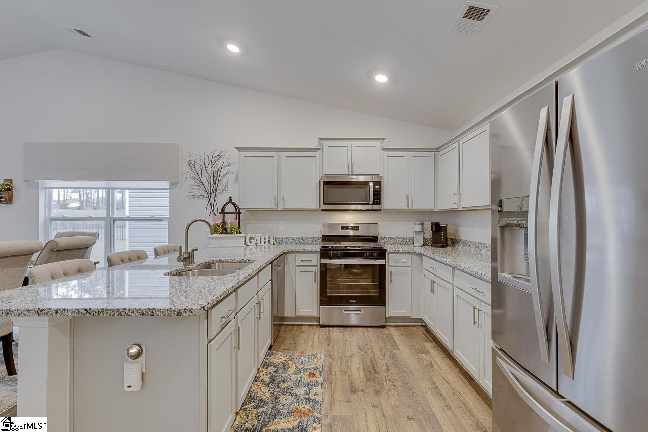 727 Wolverine Lane Woodruff, SC 29388