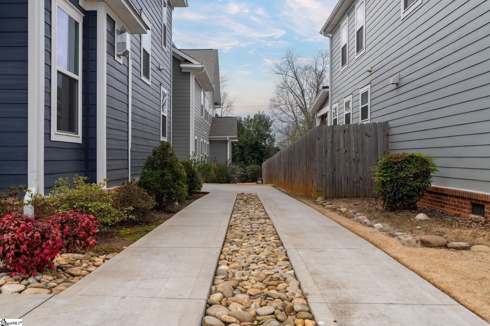 102 Ladson Street UNIT Unit A Greenville, SC 29605