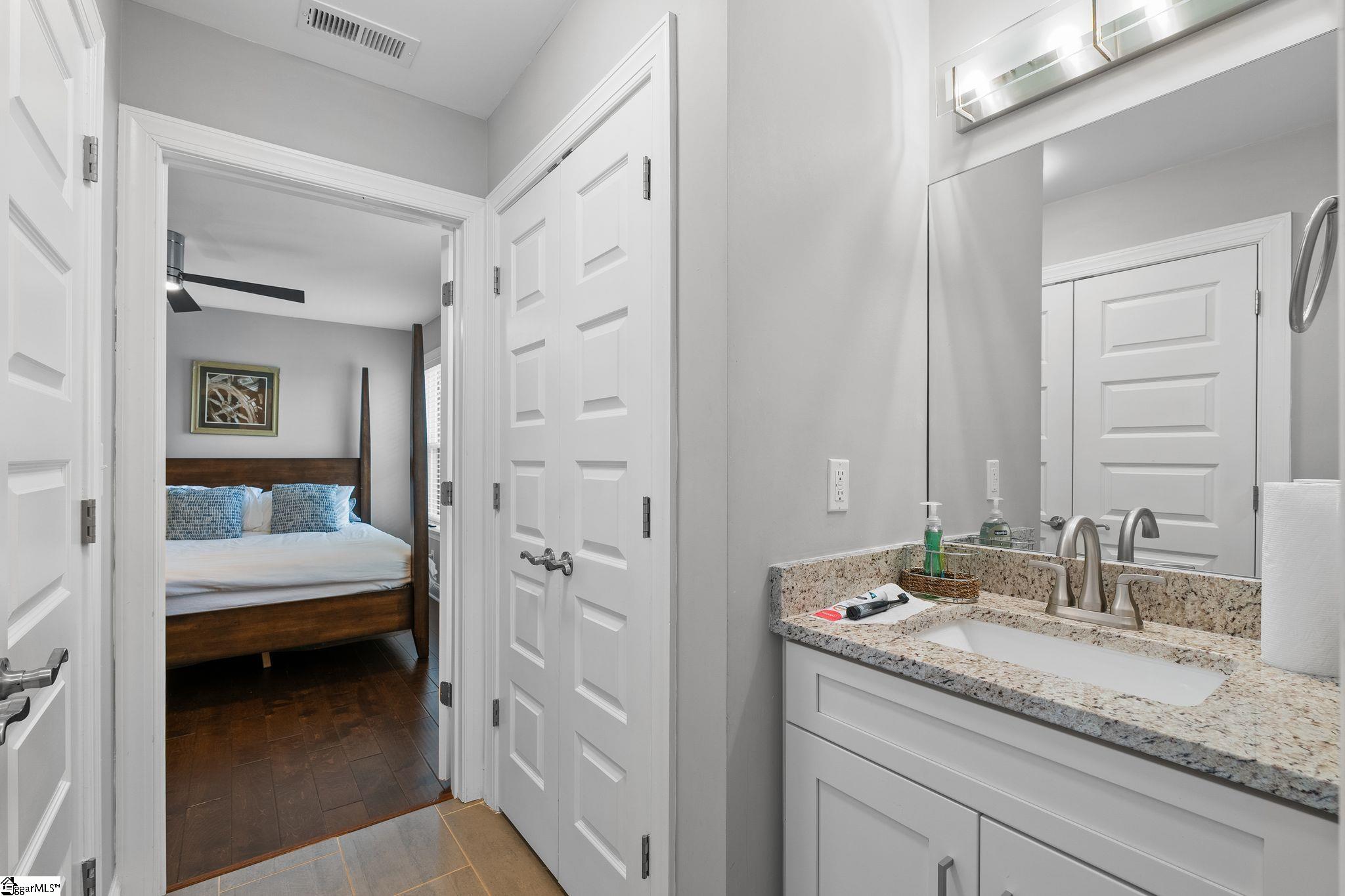 102 Ladson Street UNIT Unit B Greenville, SC 29605