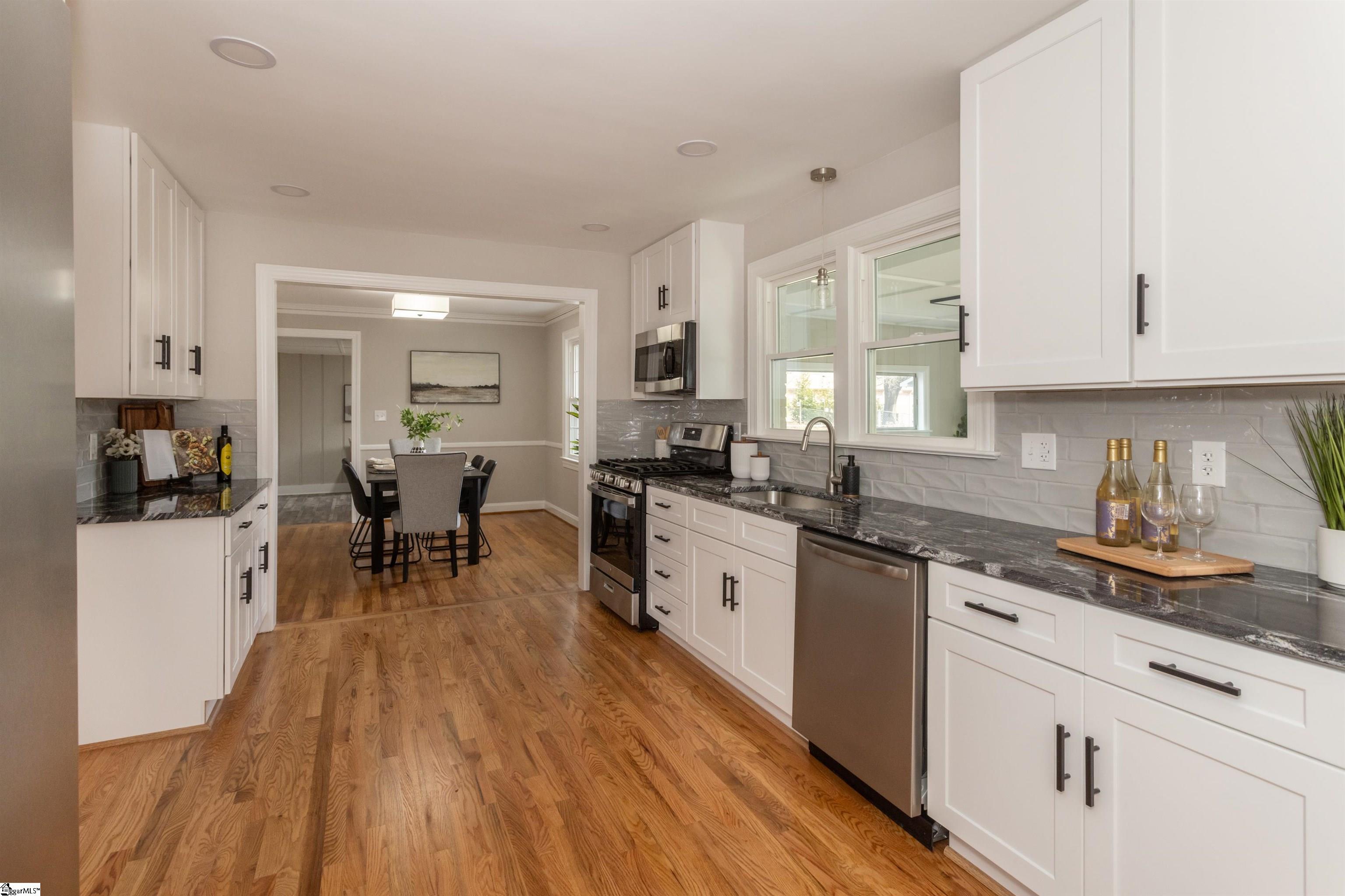 107 Chasta Avenue Greenville, SC 29615
