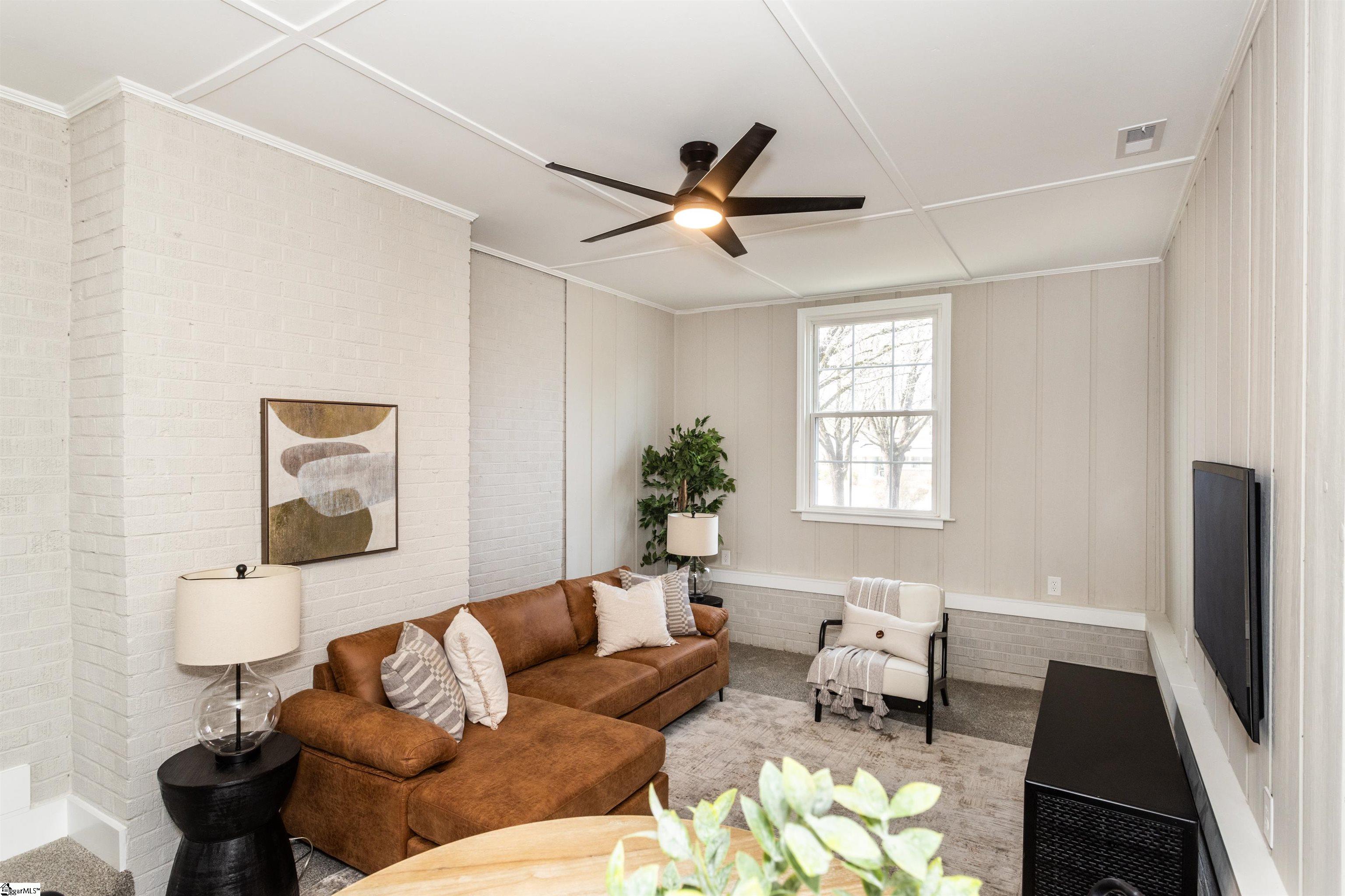 107 Chasta Avenue Greenville, SC 29615
