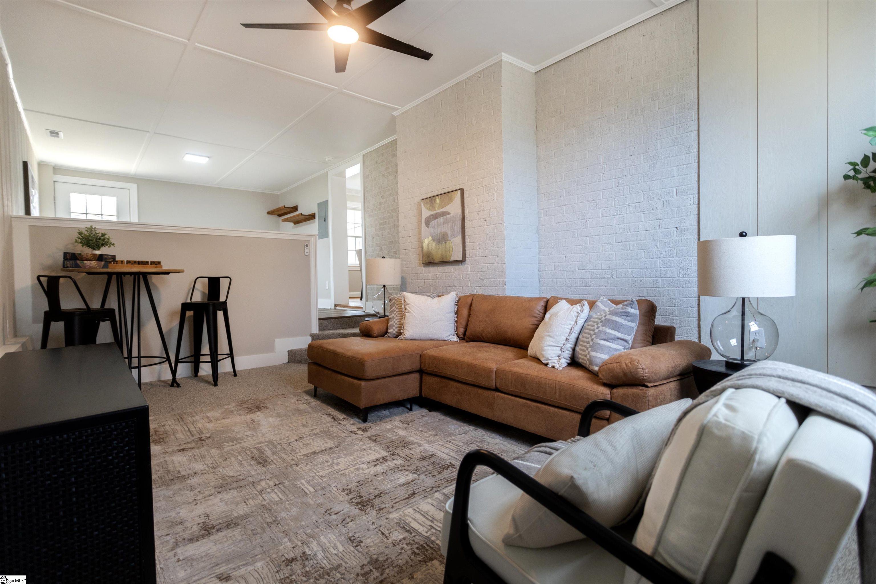 107 Chasta Avenue Greenville, SC 29615