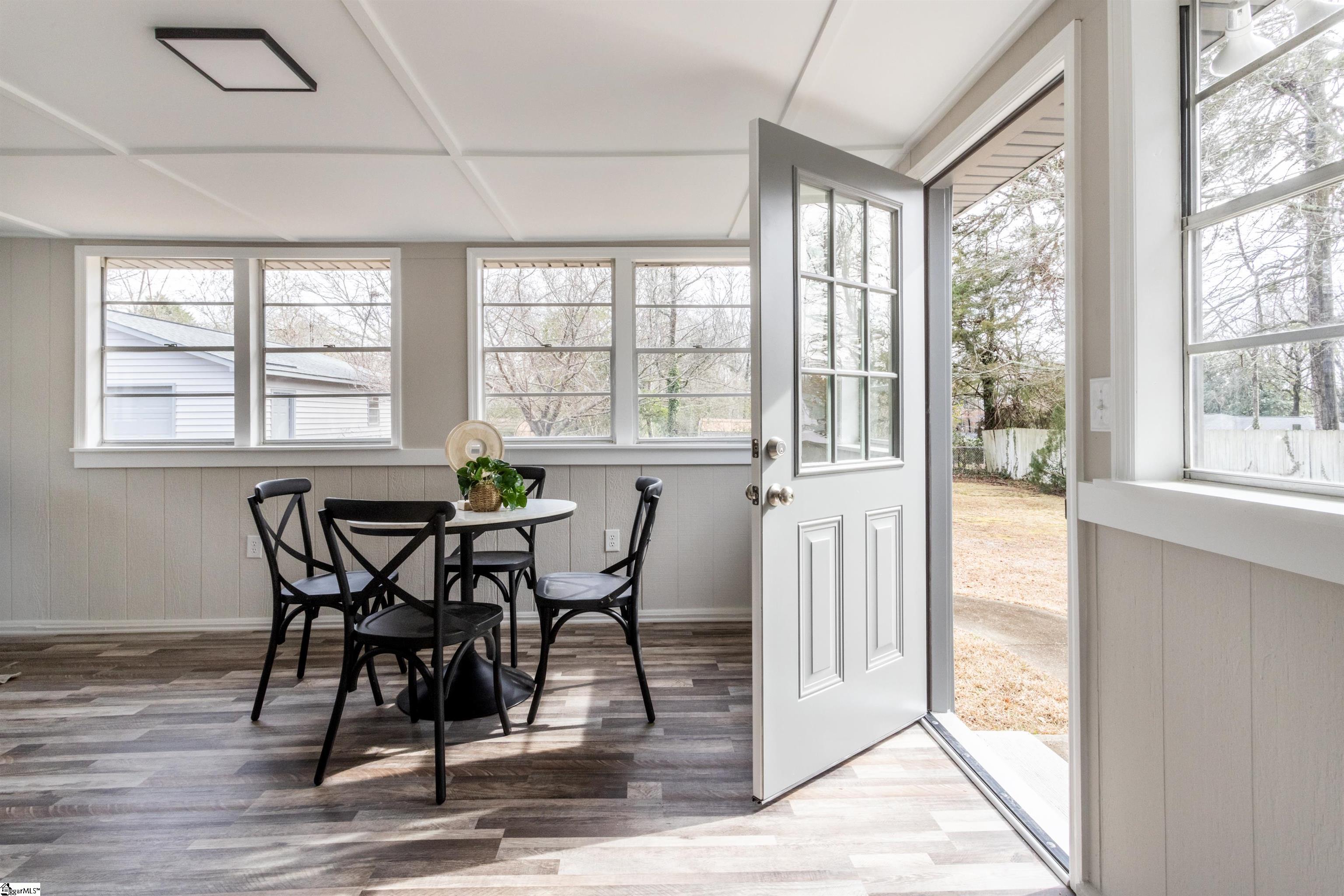 107 Chasta Avenue Greenville, SC 29615