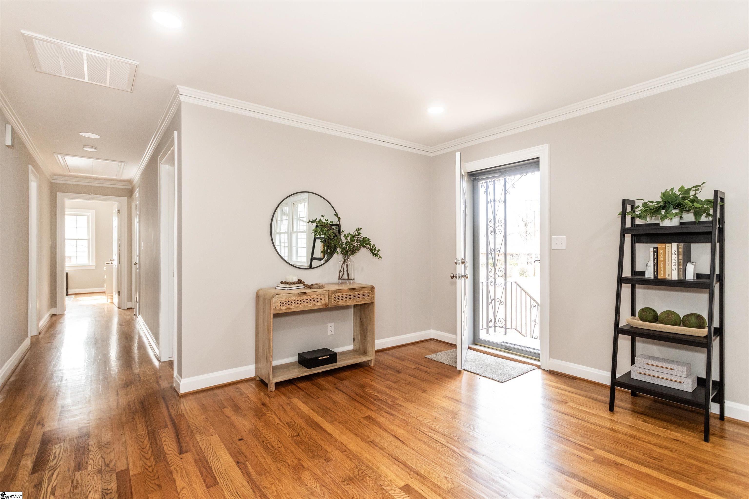 107 Chasta Avenue Greenville, SC 29615