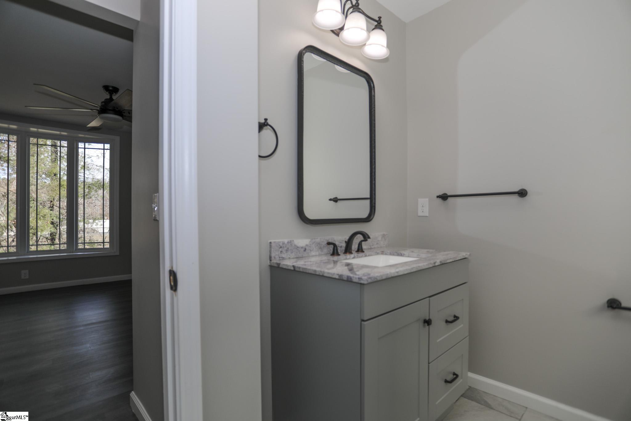 94 Bruce Road Greenville, SC 29605