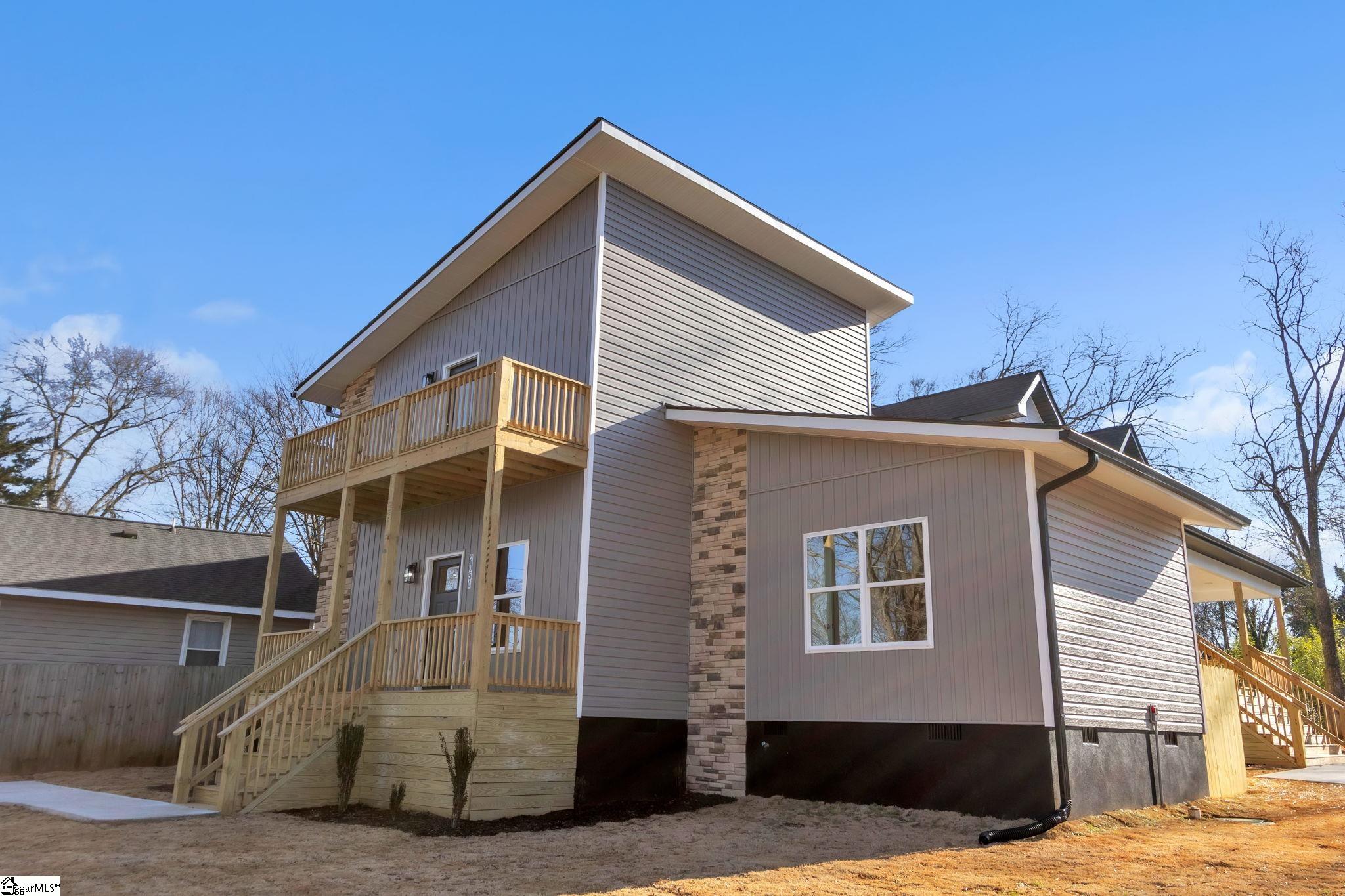 205A Blackwood Street Greenville, SC 29611