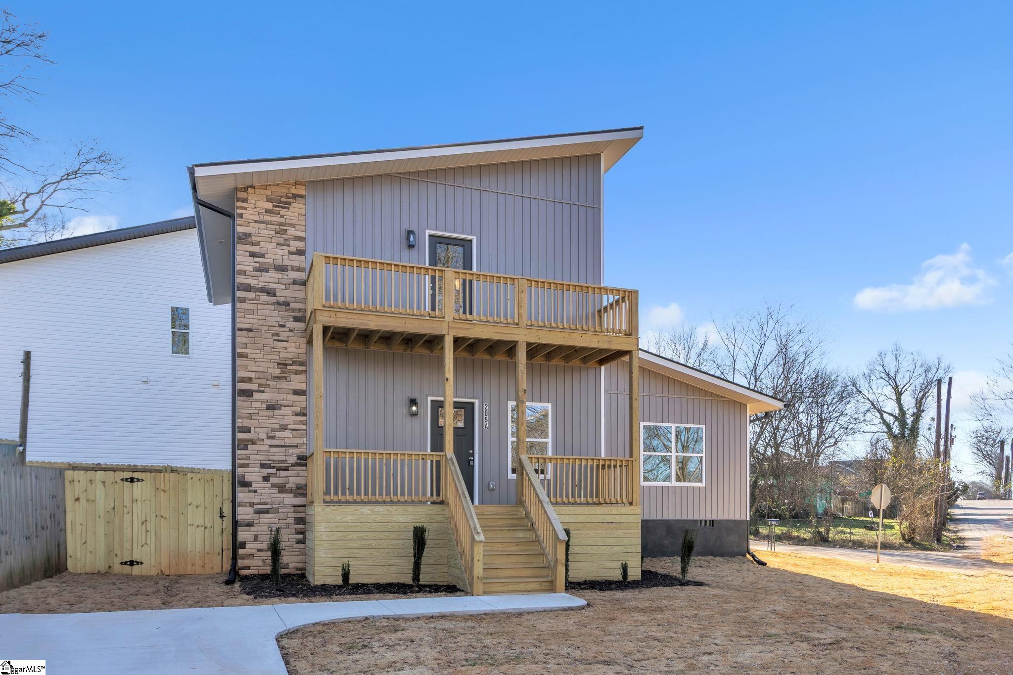 205A Blackwood Street Greenville, SC 29611