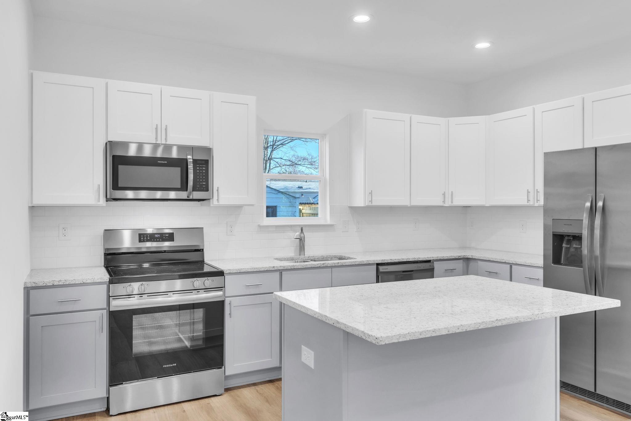 205A Blackwood Street Greenville, SC 29611