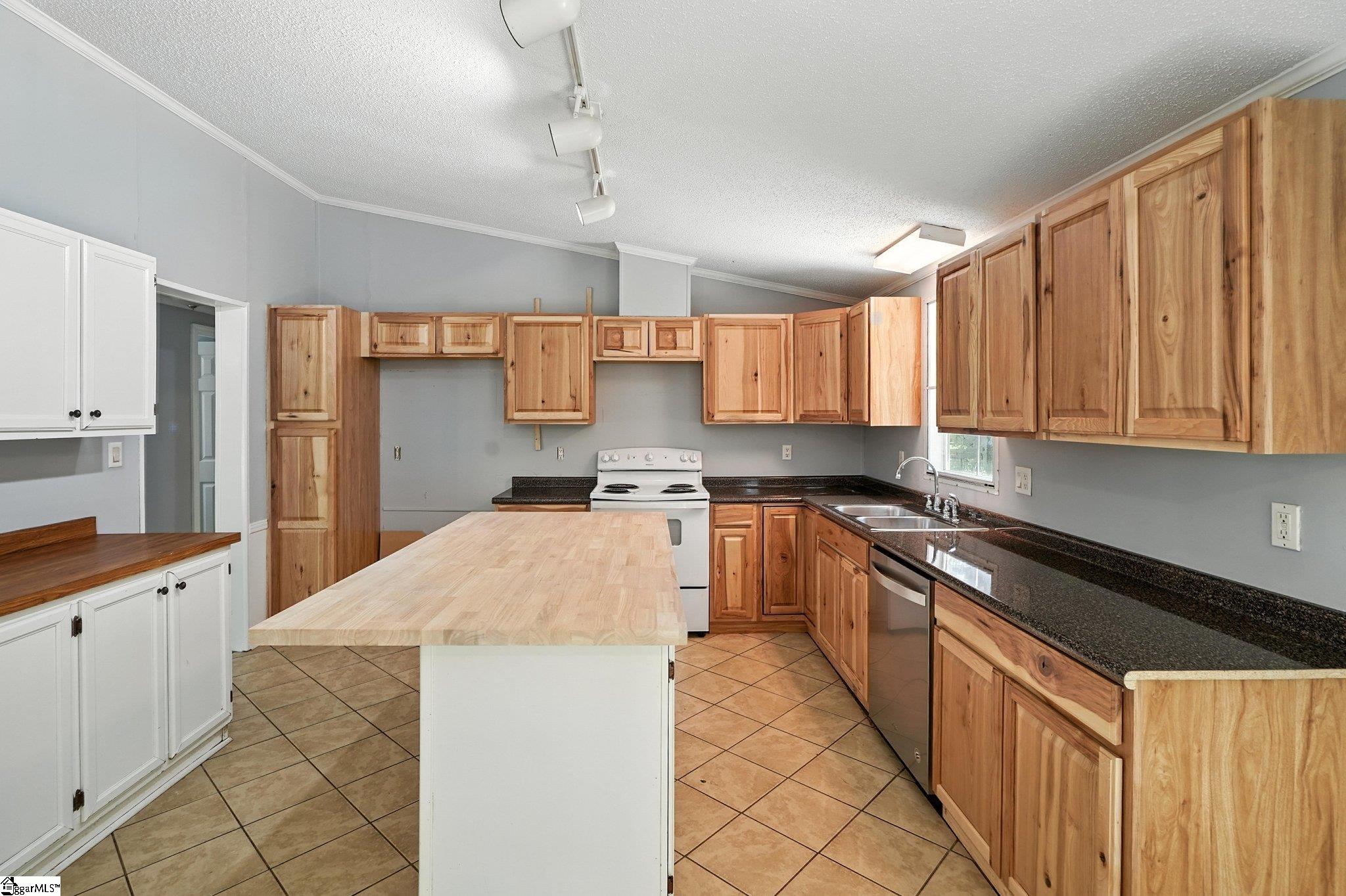 4 Broken Past Court Simpsonville, SC 29680