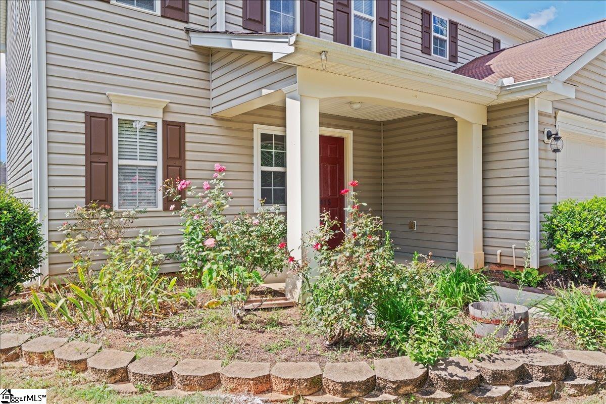 415 Standing Rock Drive Boiling Springs, SC 29316