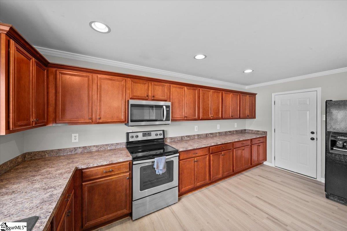 415 Standing Rock Drive Boiling Springs, SC 29316