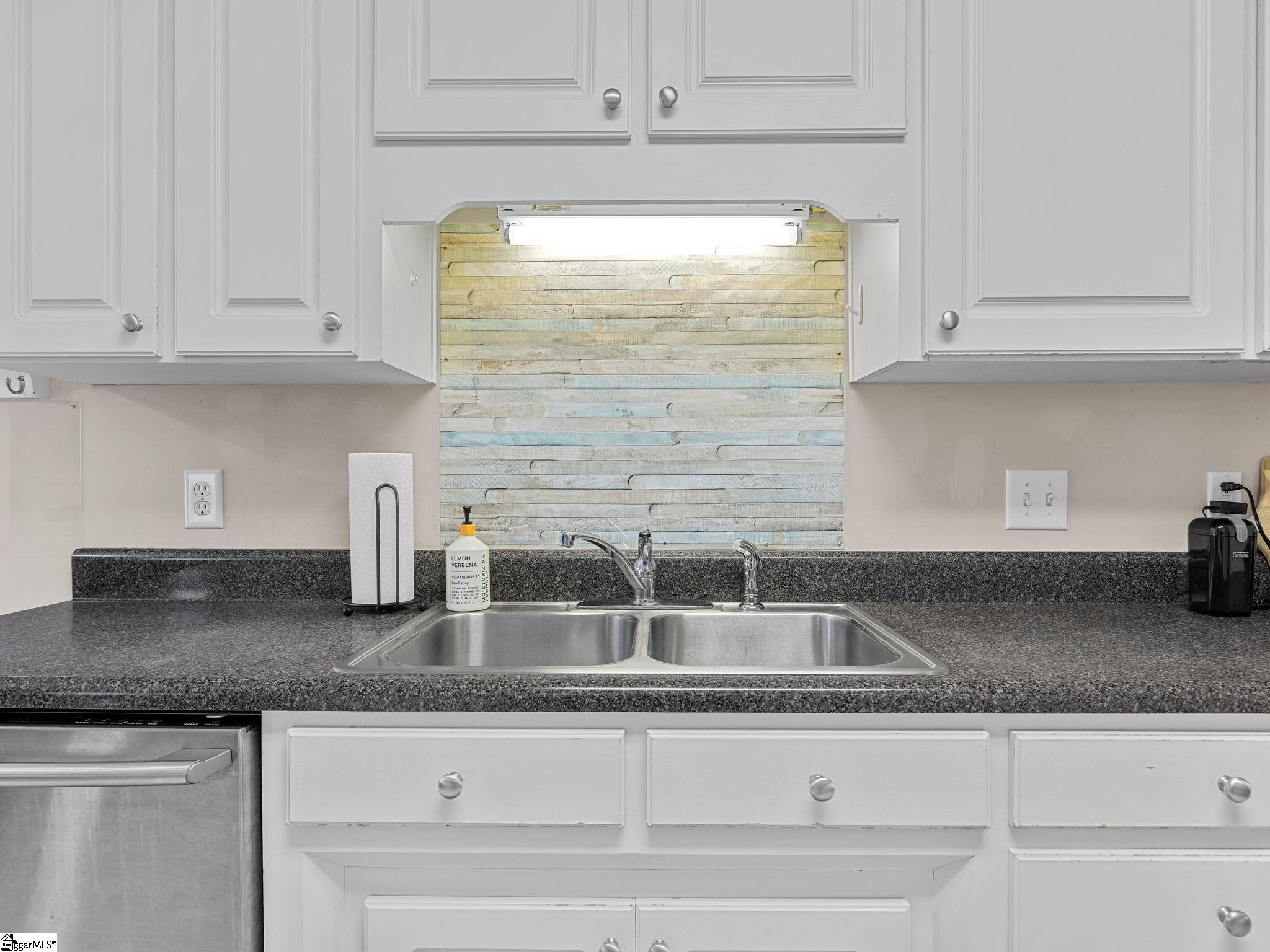 503 Shadetree Court Moore, SC 29369-8945