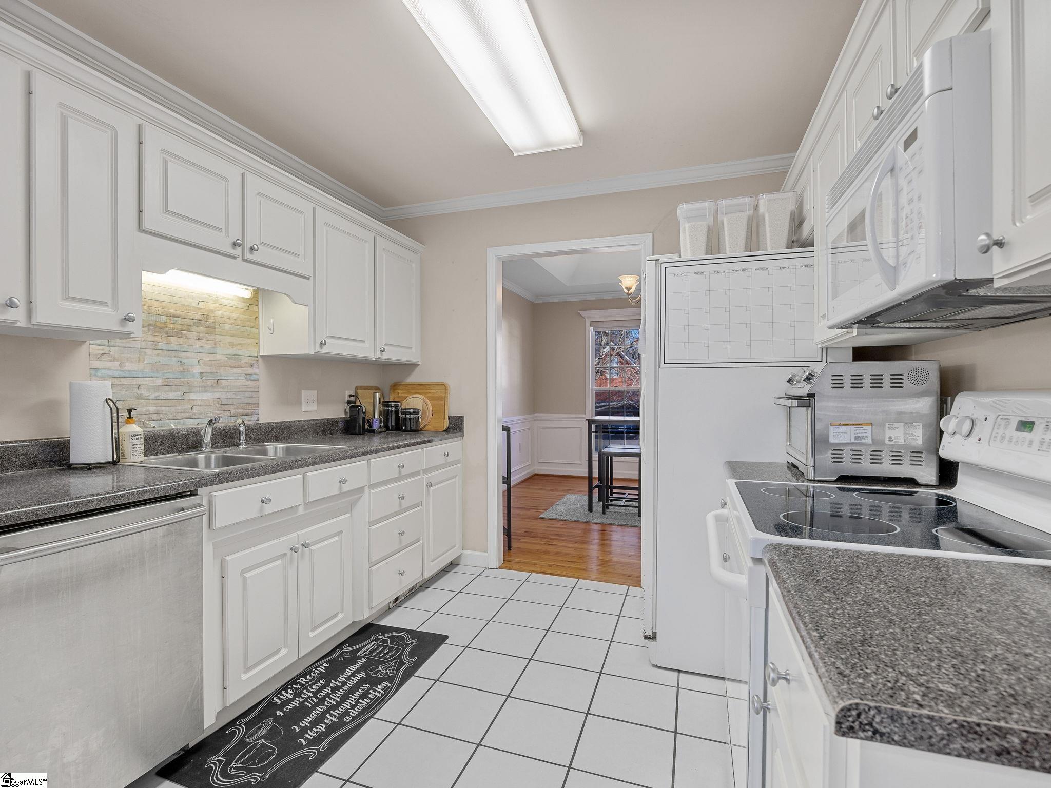 503 Shadetree Court Moore, SC 29369-8945