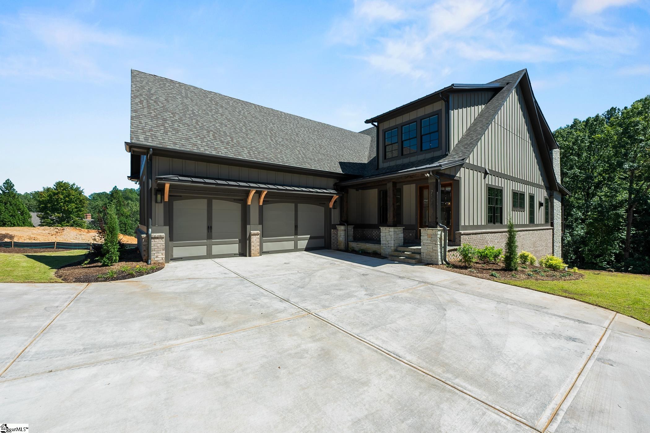 711 Hemlock Court Salem, SC 29676