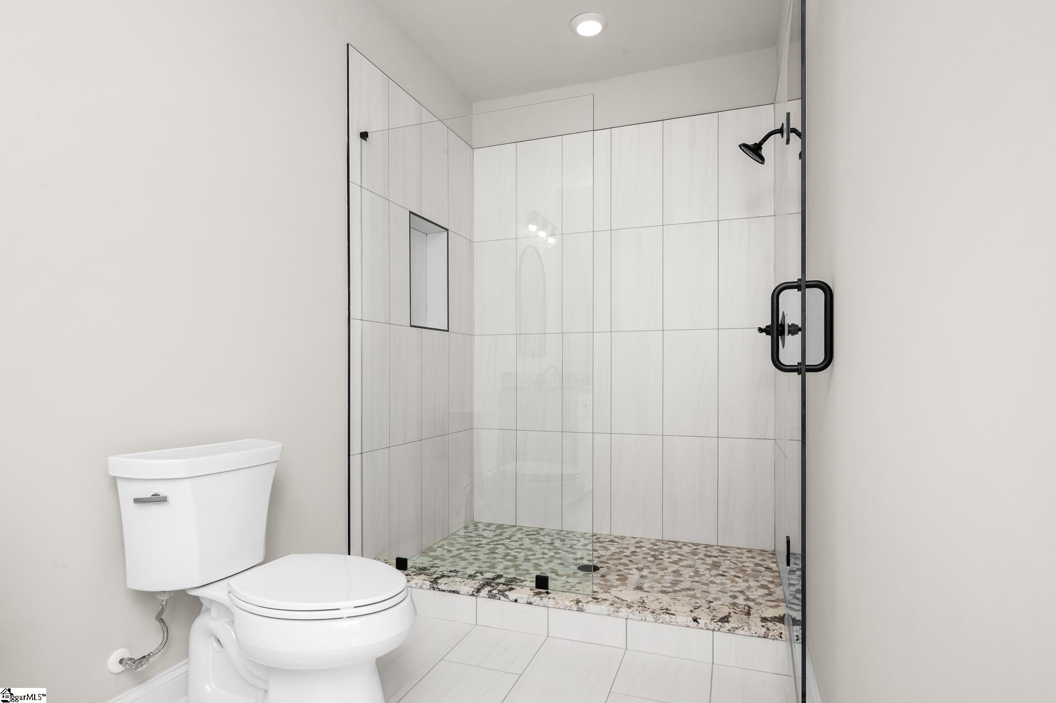 711 Hemlock Court Salem, SC 29676