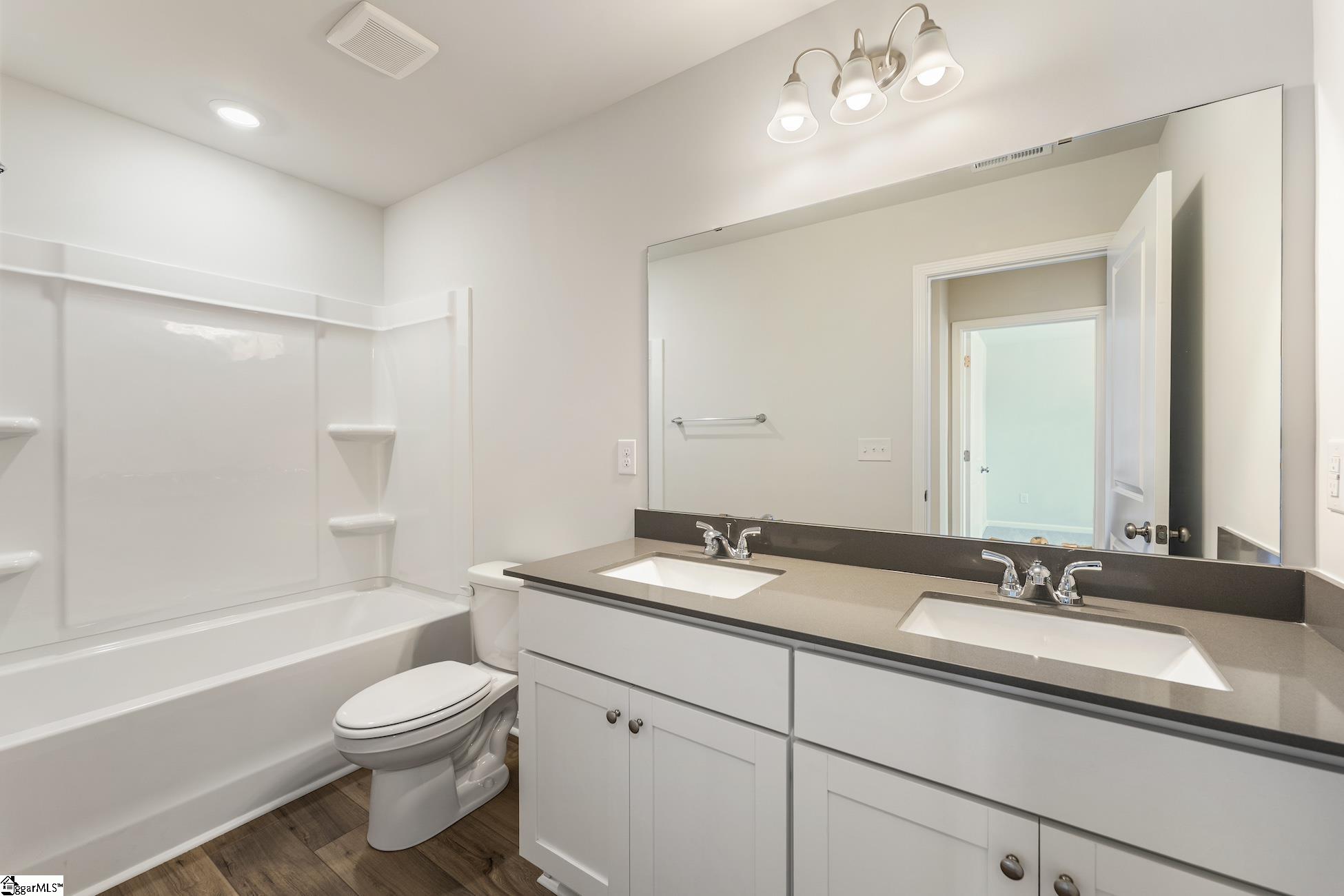 5027 Burke Meadows Run Chesnee, SC 29323