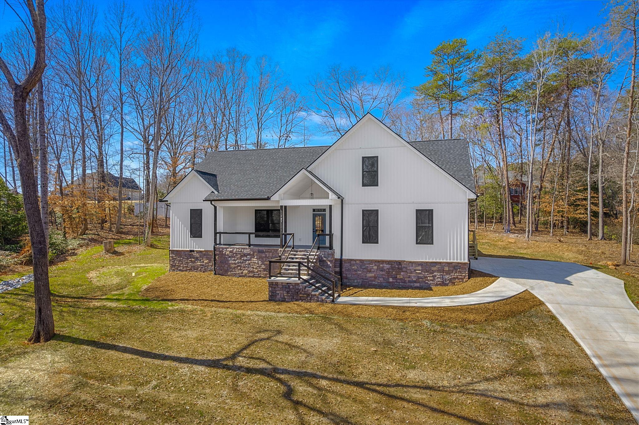 107 Bentwood Lane Pickens, SC 29671