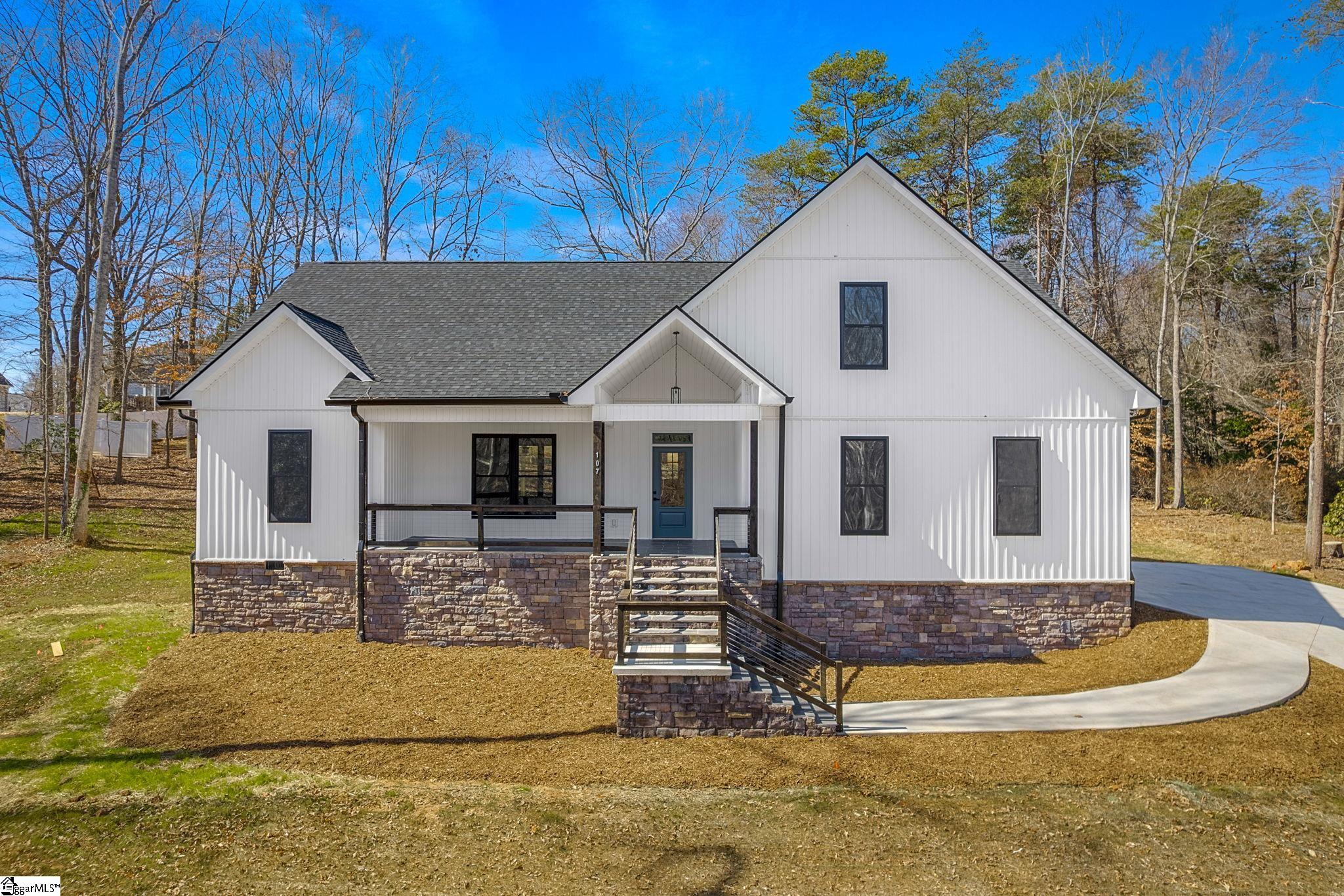 107 Bentwood Lane Pickens, SC 29671