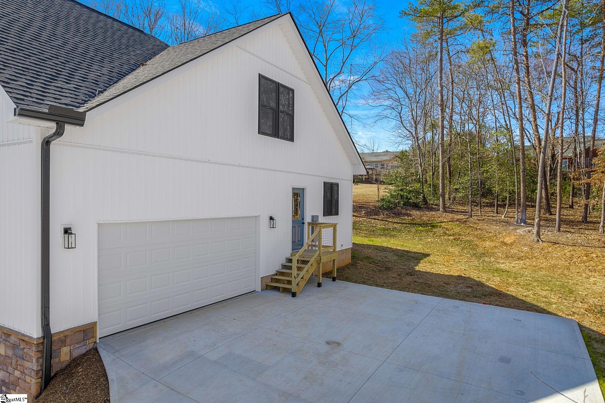 107 Bentwood Lane Pickens, SC 29671