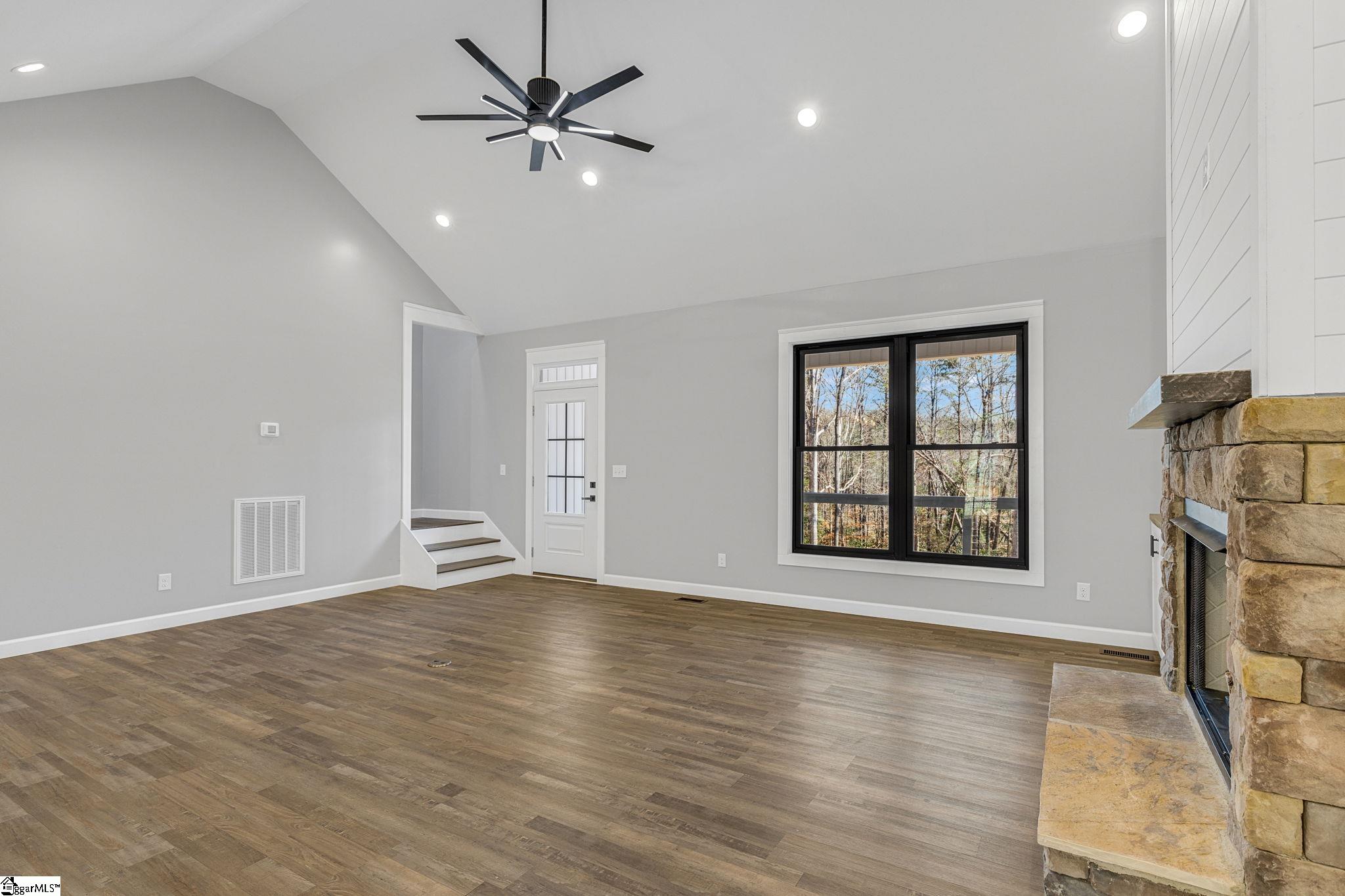 107 Bentwood Lane Pickens, SC 29671