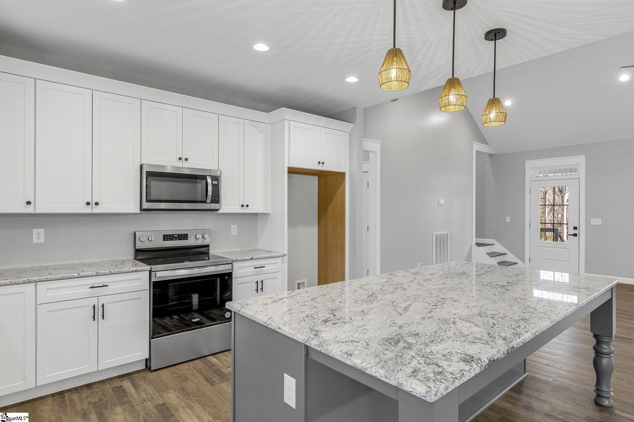 107 Bentwood Lane Pickens, SC 29671