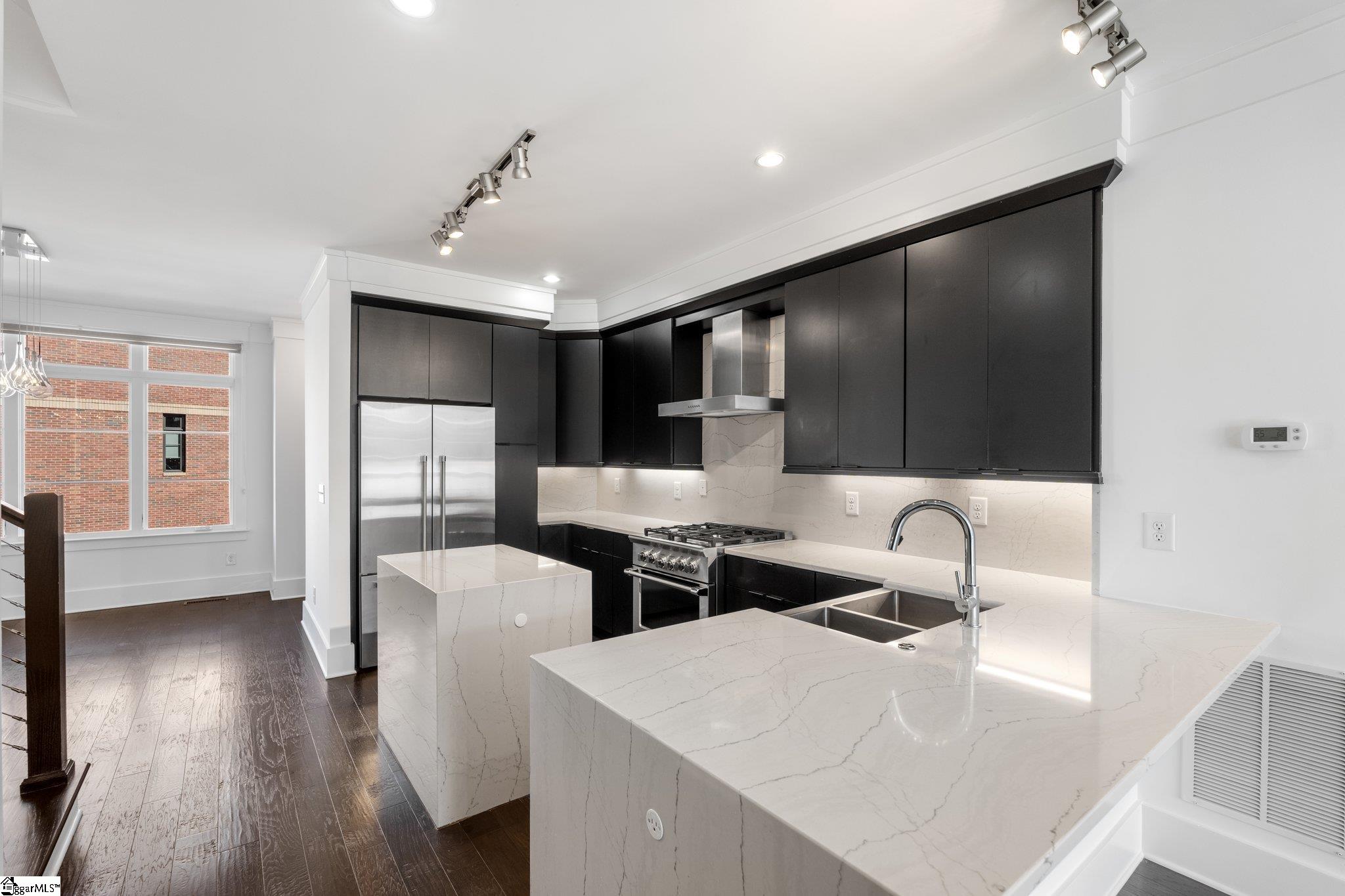 1027 S Main Street UNIT Unit 403 Greenville, SC 29601