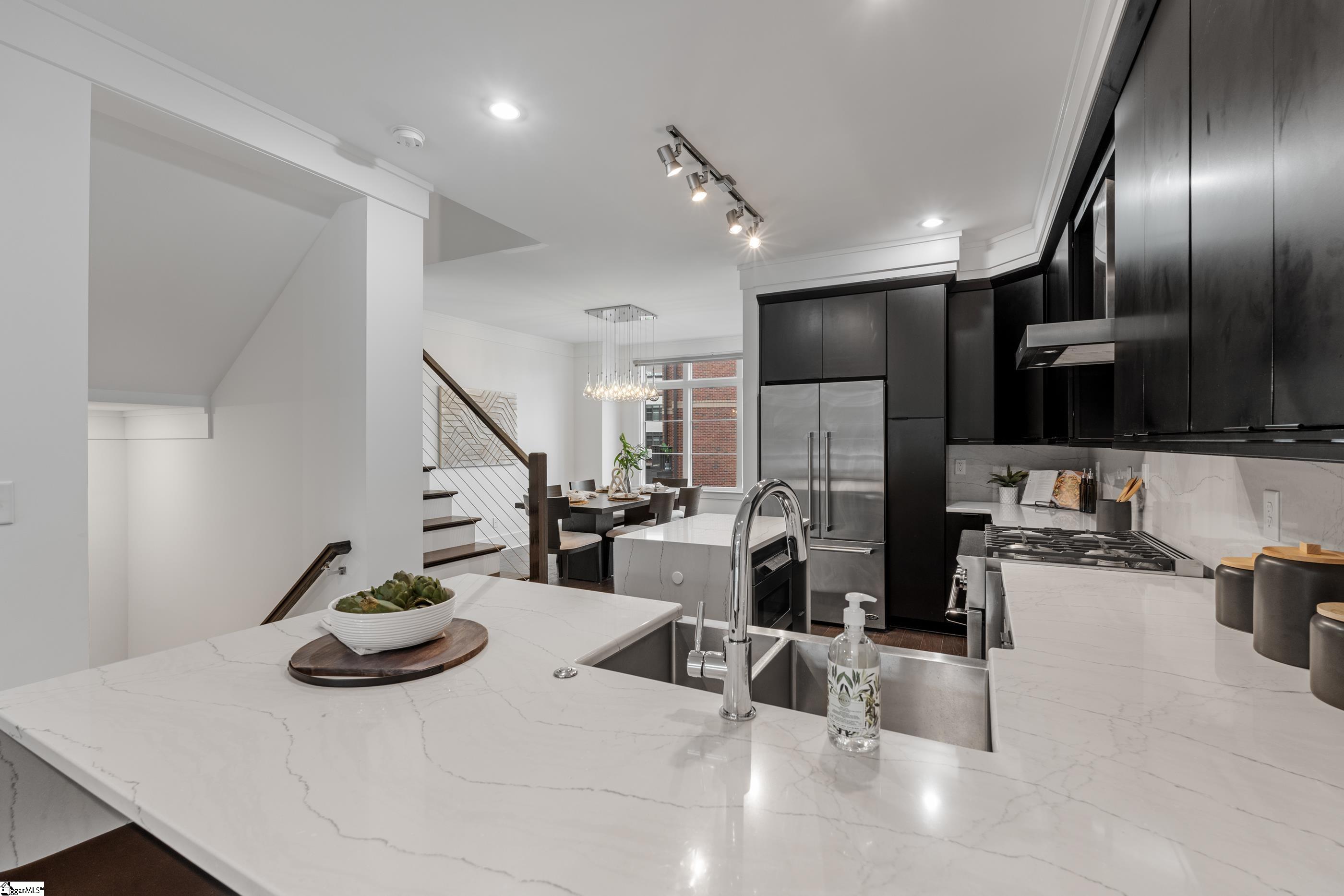 1027 S Main Street UNIT Unit 403 Greenville, SC 29601