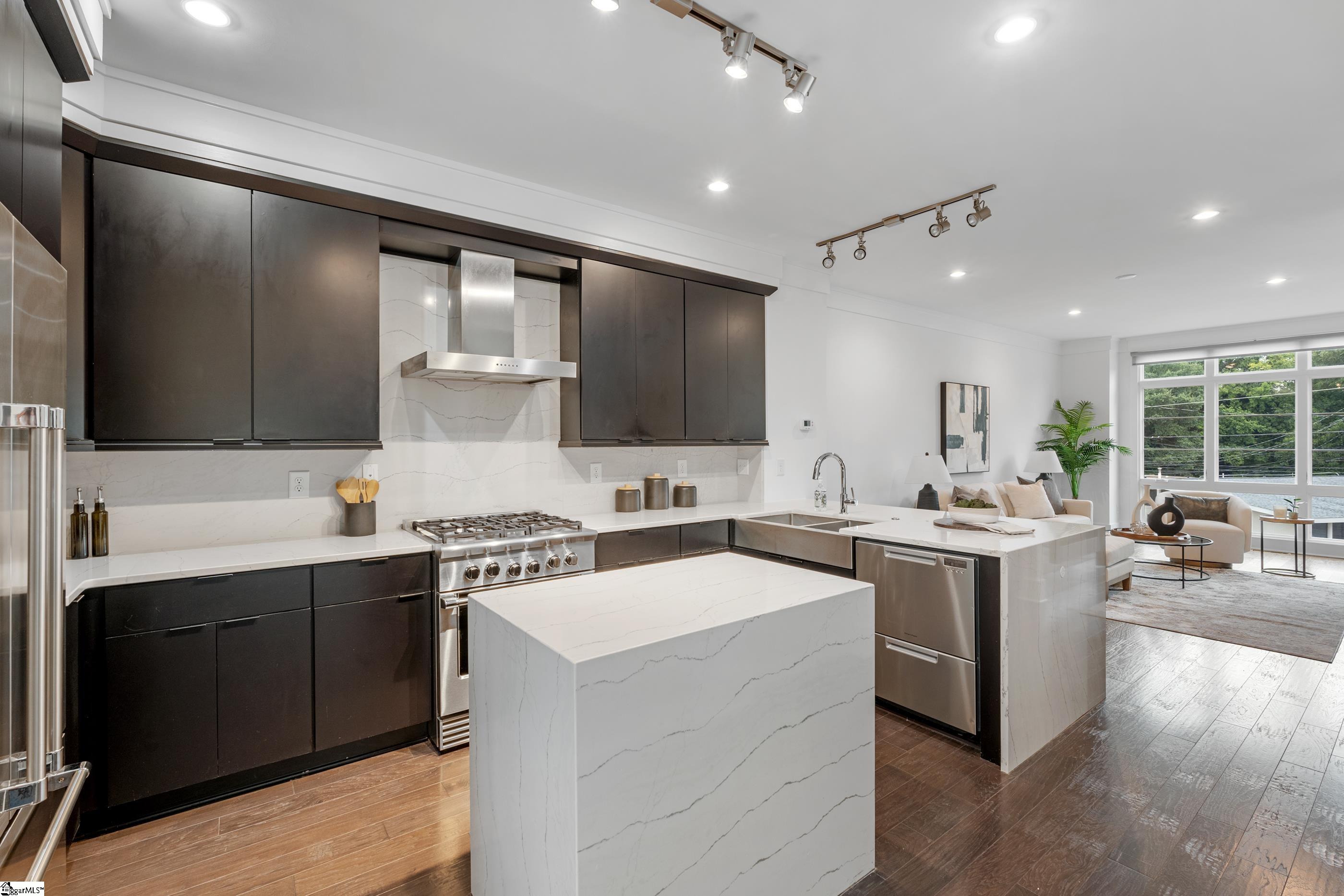 1027 S Main Street UNIT Unit 403 Greenville, SC 29601
