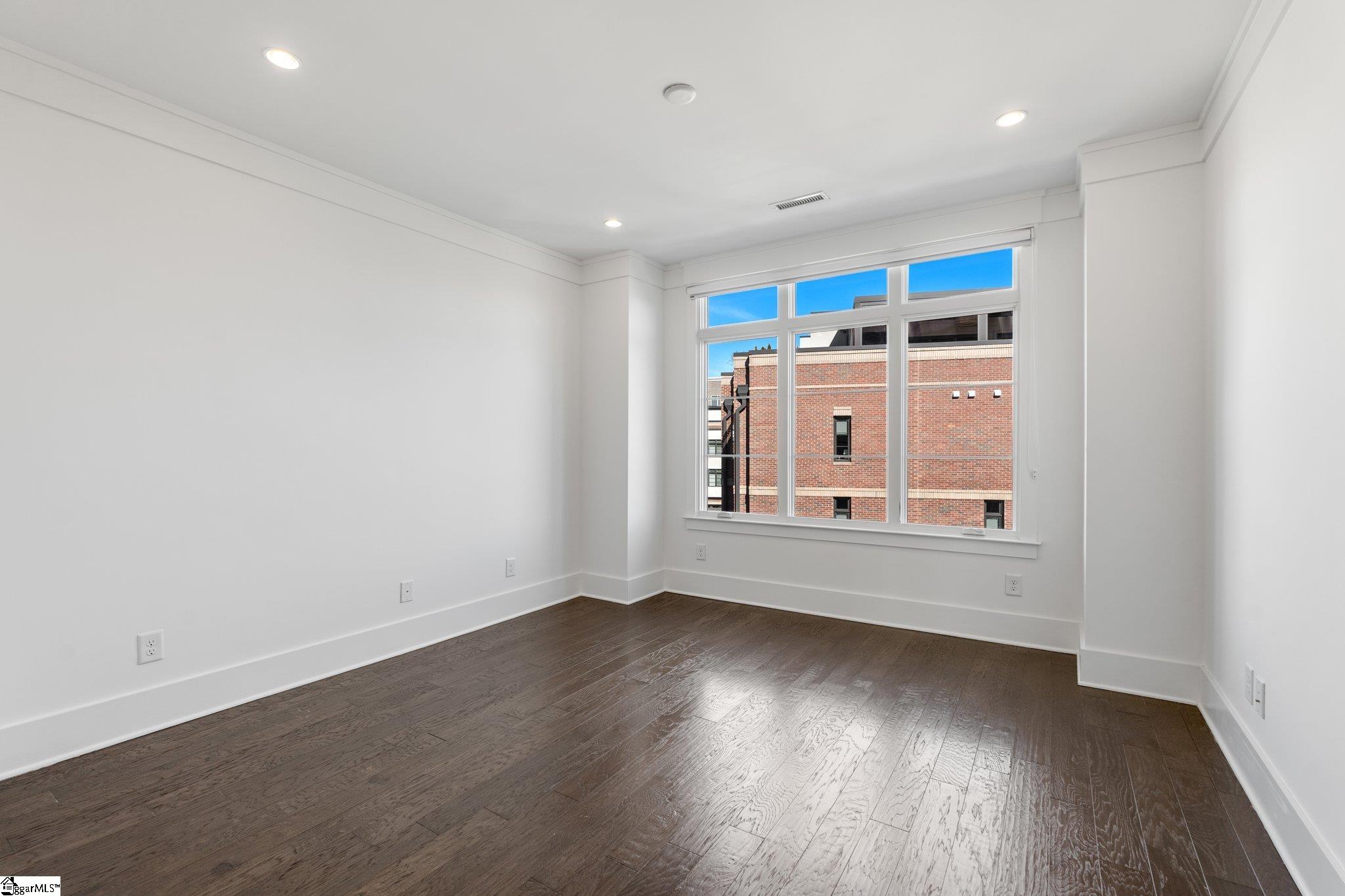 1027 S Main Street UNIT Unit 403 Greenville, SC 29601